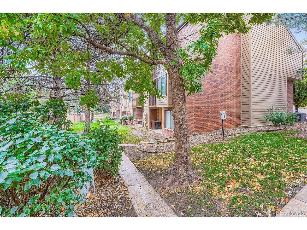 Wright St, Lakewood, CO 80228