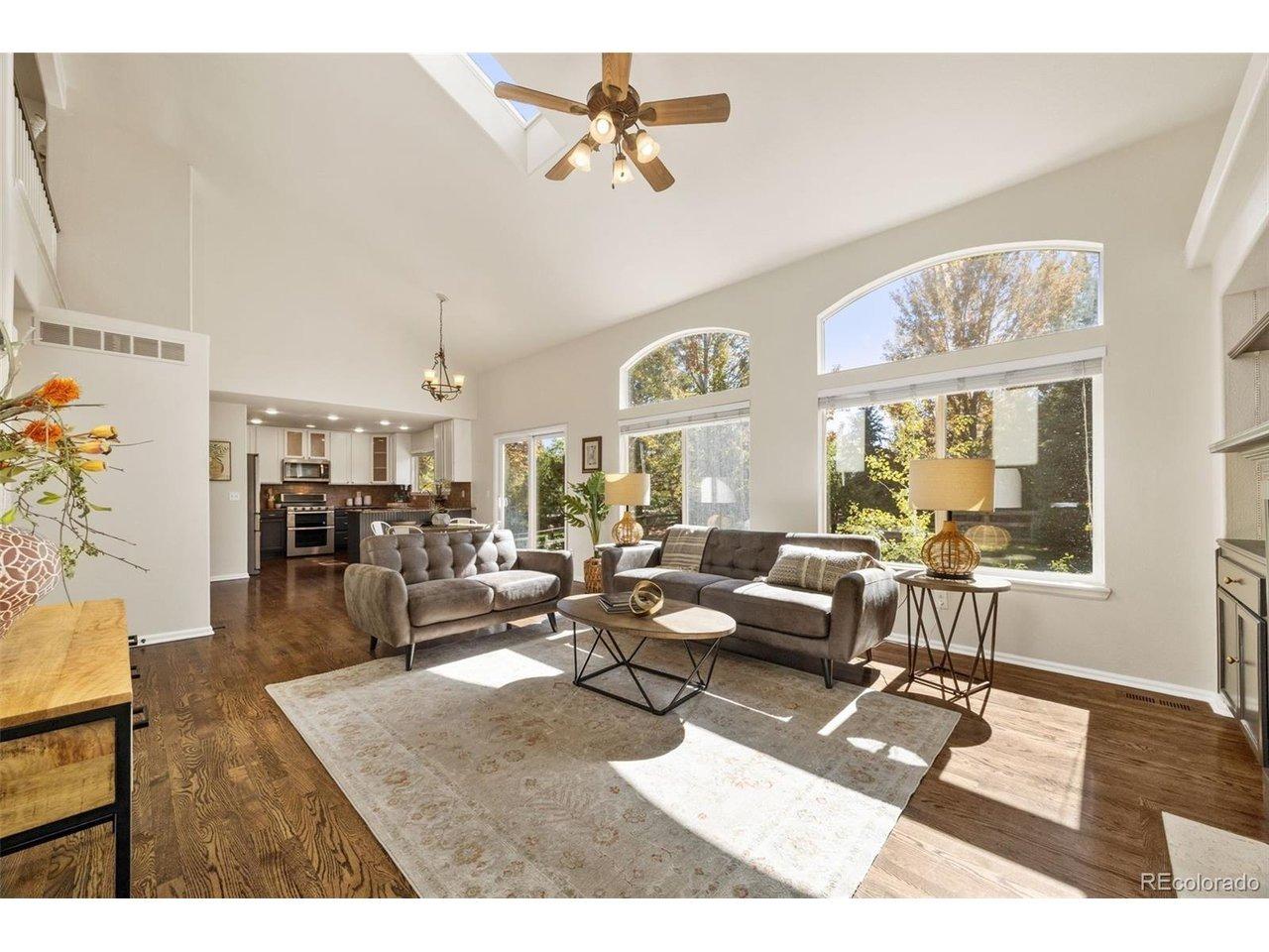 E Oakwood Pl, Aurora, CO 80016