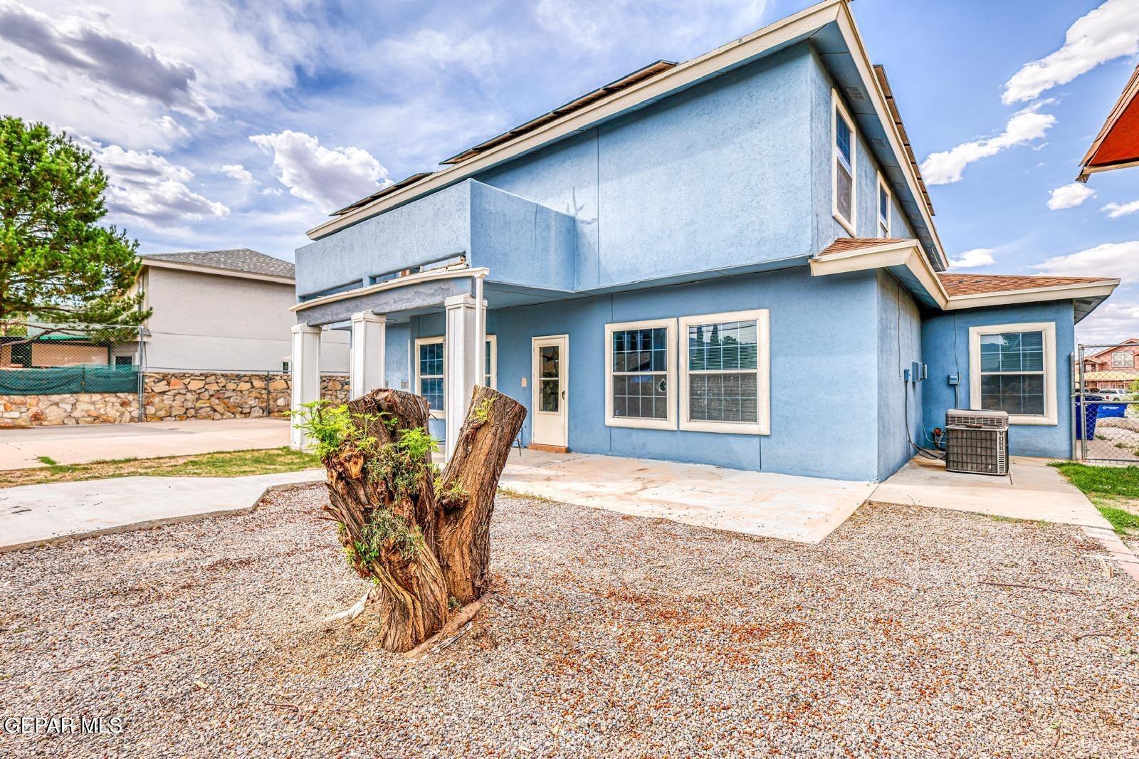 Robert Holt Dr, El Paso, TX 79924
