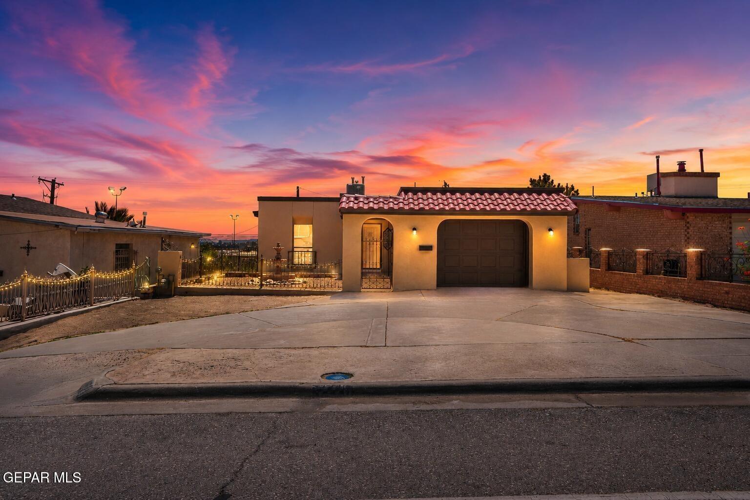 Murchison Dr, El Paso, TX 79930