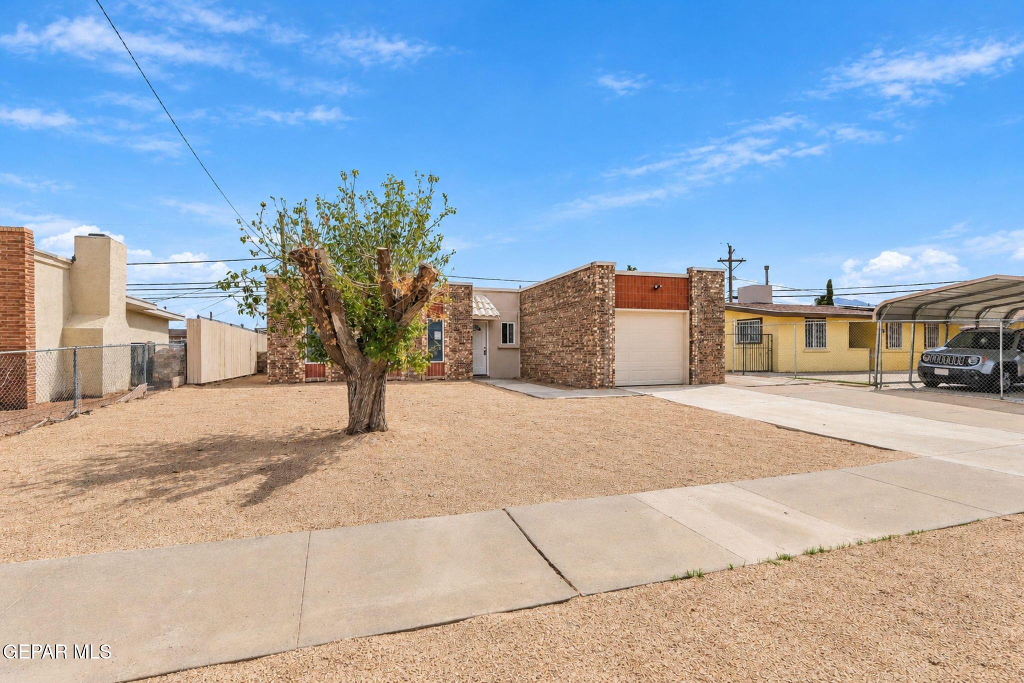 Dearborne Dr, El Paso, TX 79924