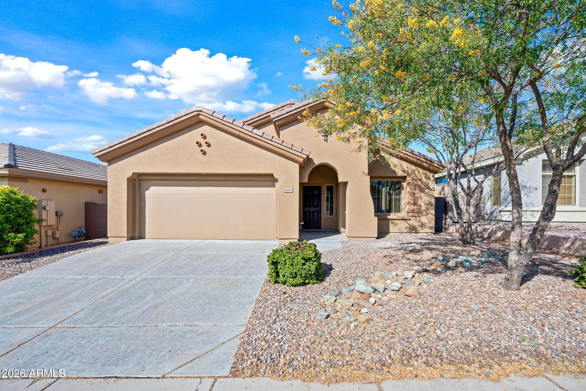 N Bent Creek Way, Phoenix, AZ 85086