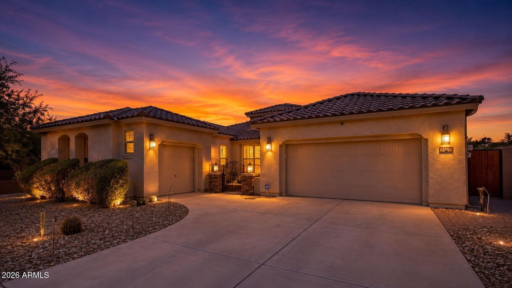 W Maya Way, Phoenix, AZ 85085
