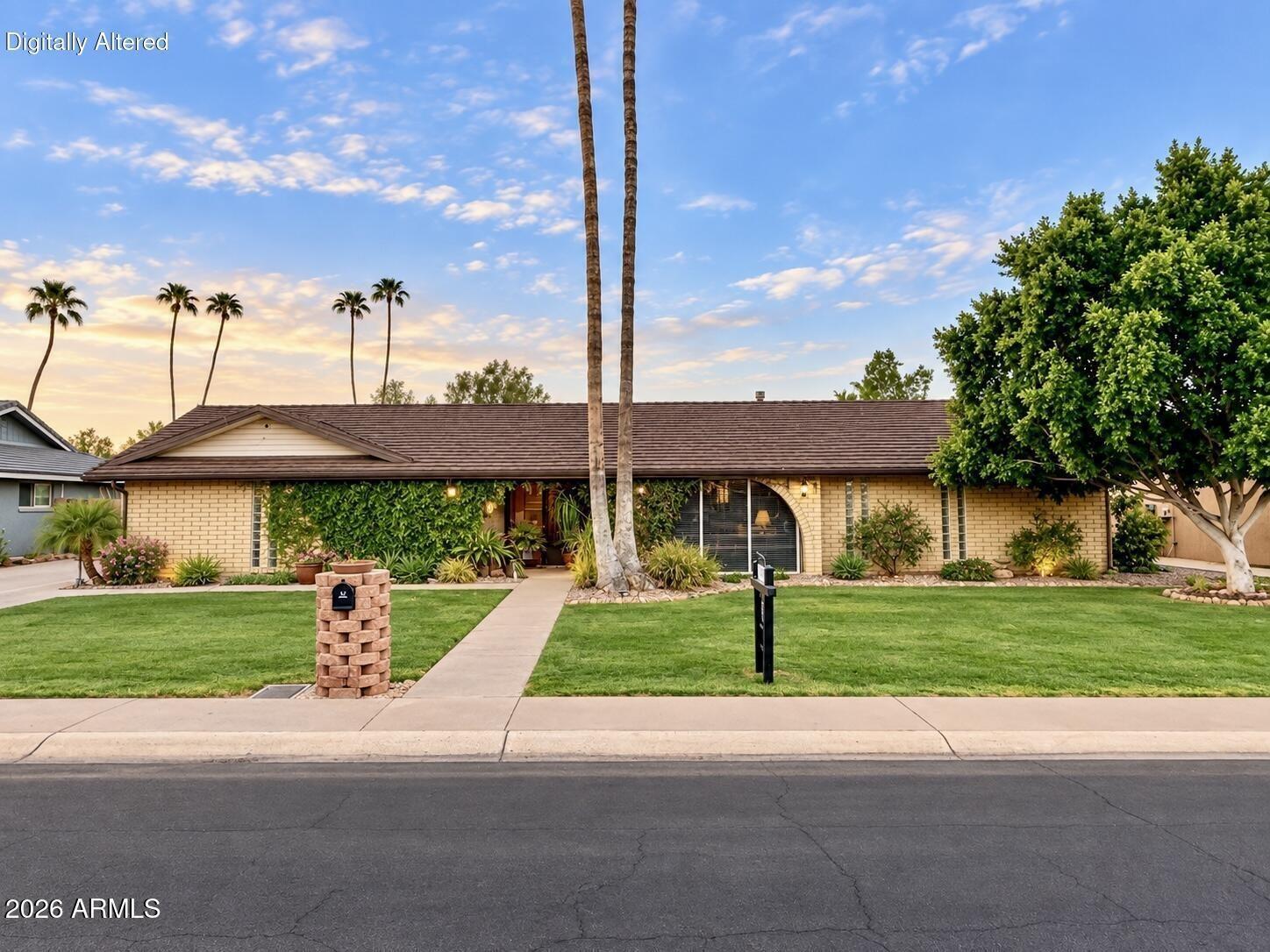 E Canterbury Ct, Phoenix, AZ 85022