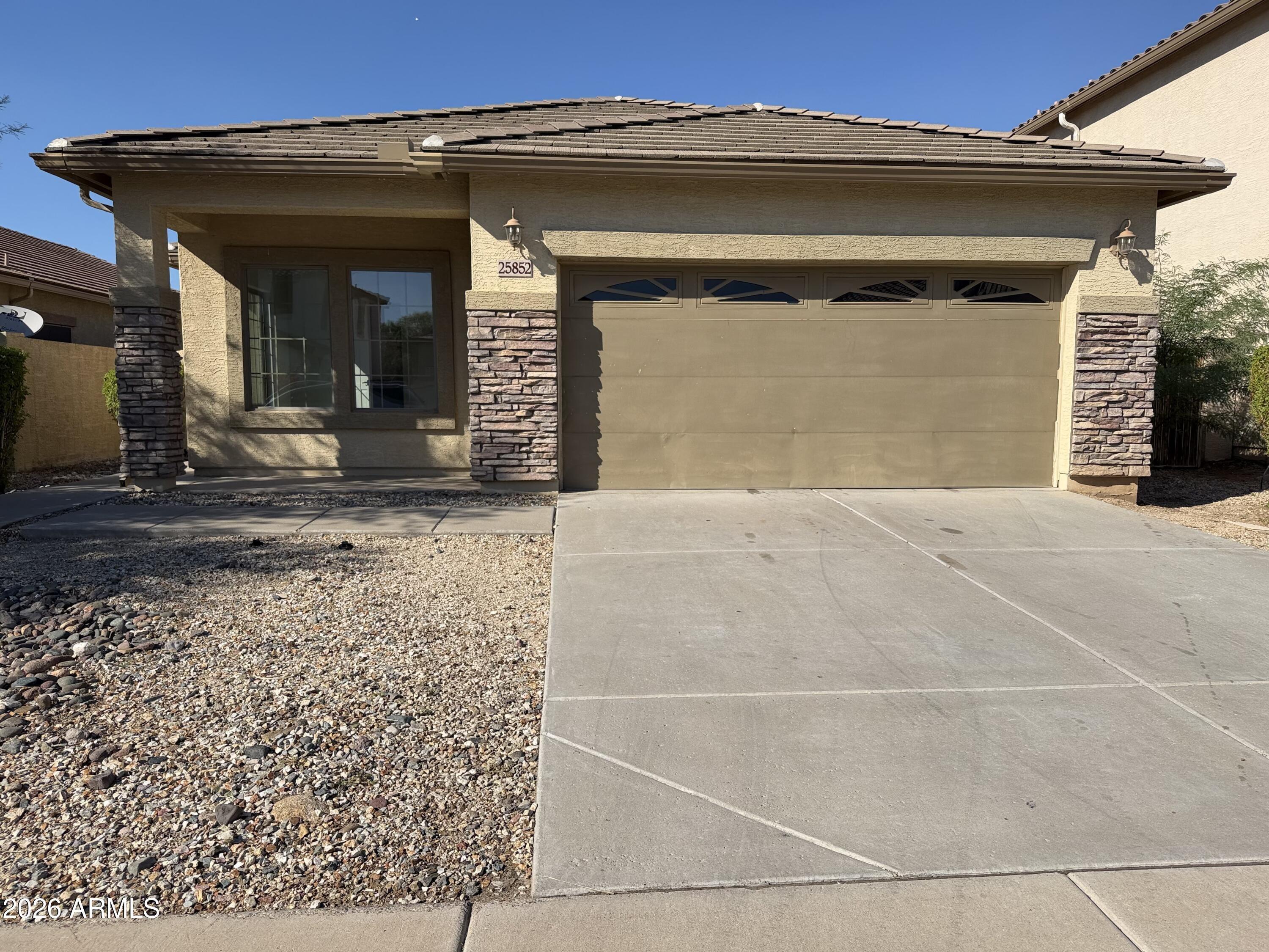 W Lynne Ln, Buckeye, AZ 85326