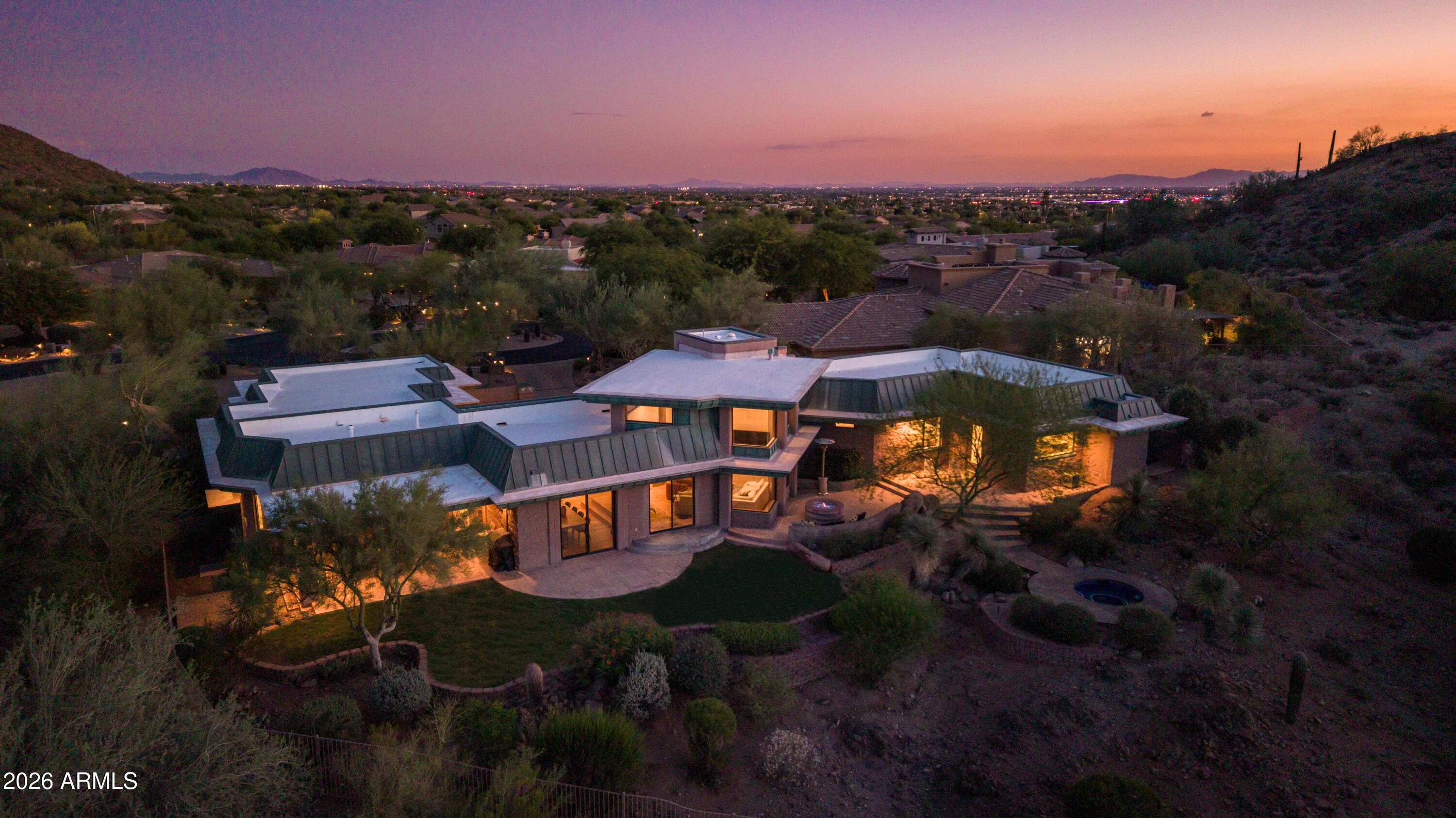 E Eagle Crest Dr, Mesa, AZ 85207