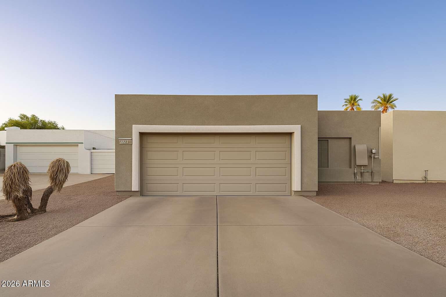E Augusta Cir, Mesa, AZ 85215