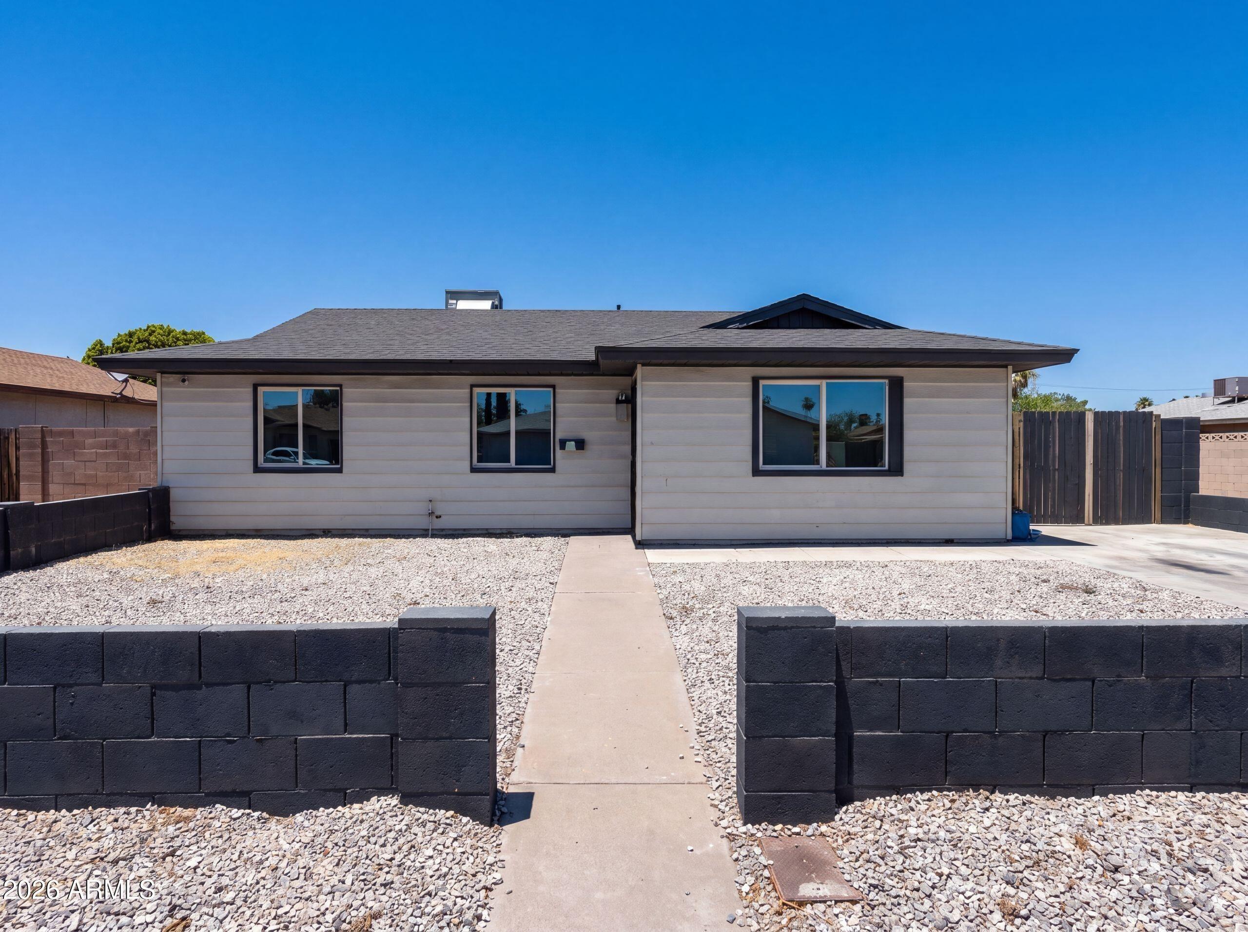 N 33rd Dr, Phoenix, AZ 85053
