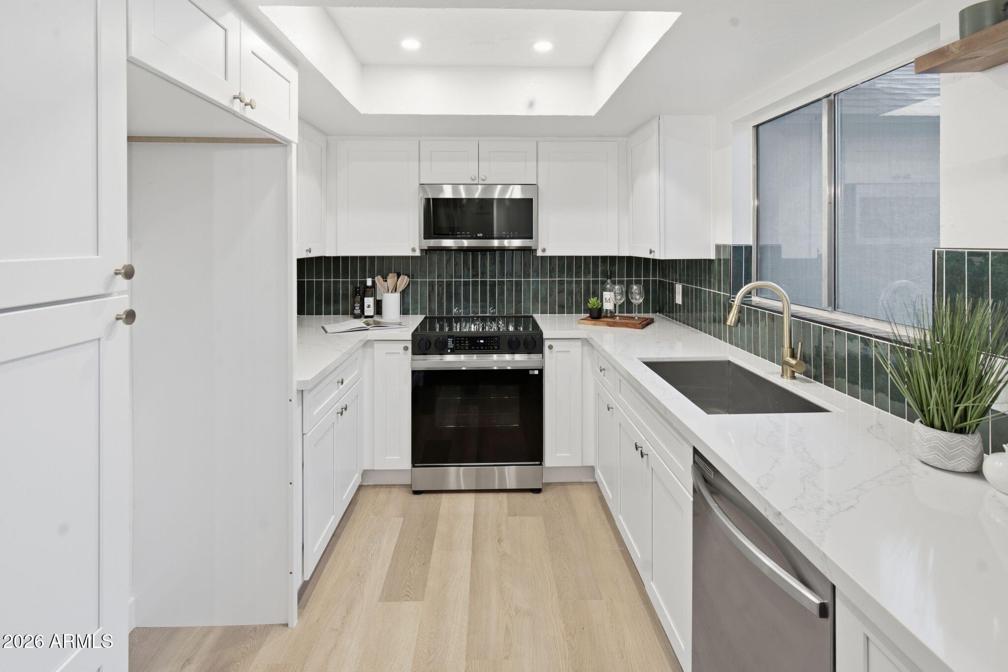 N 48th Ave, Glendale, AZ 85302