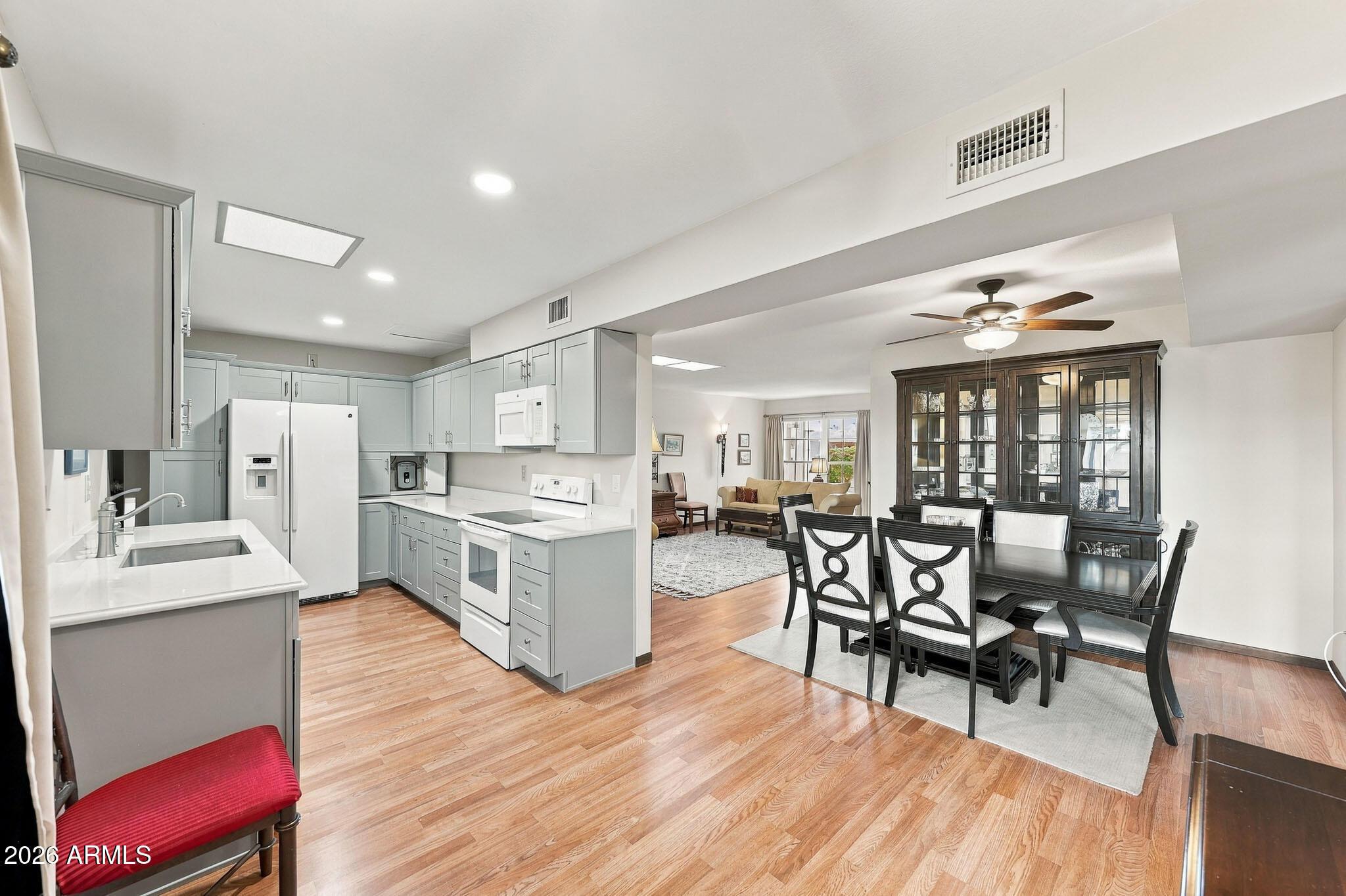 N Pinion Ln, Sun City, AZ 85373