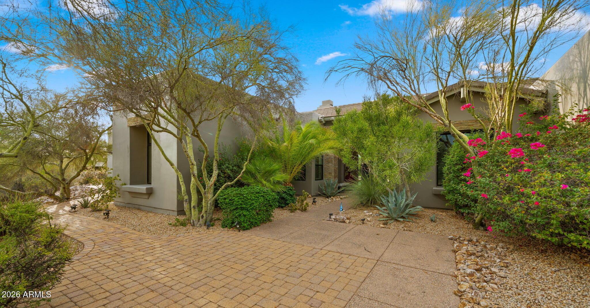 E Yearling Rd, Scottsdale, AZ 85255