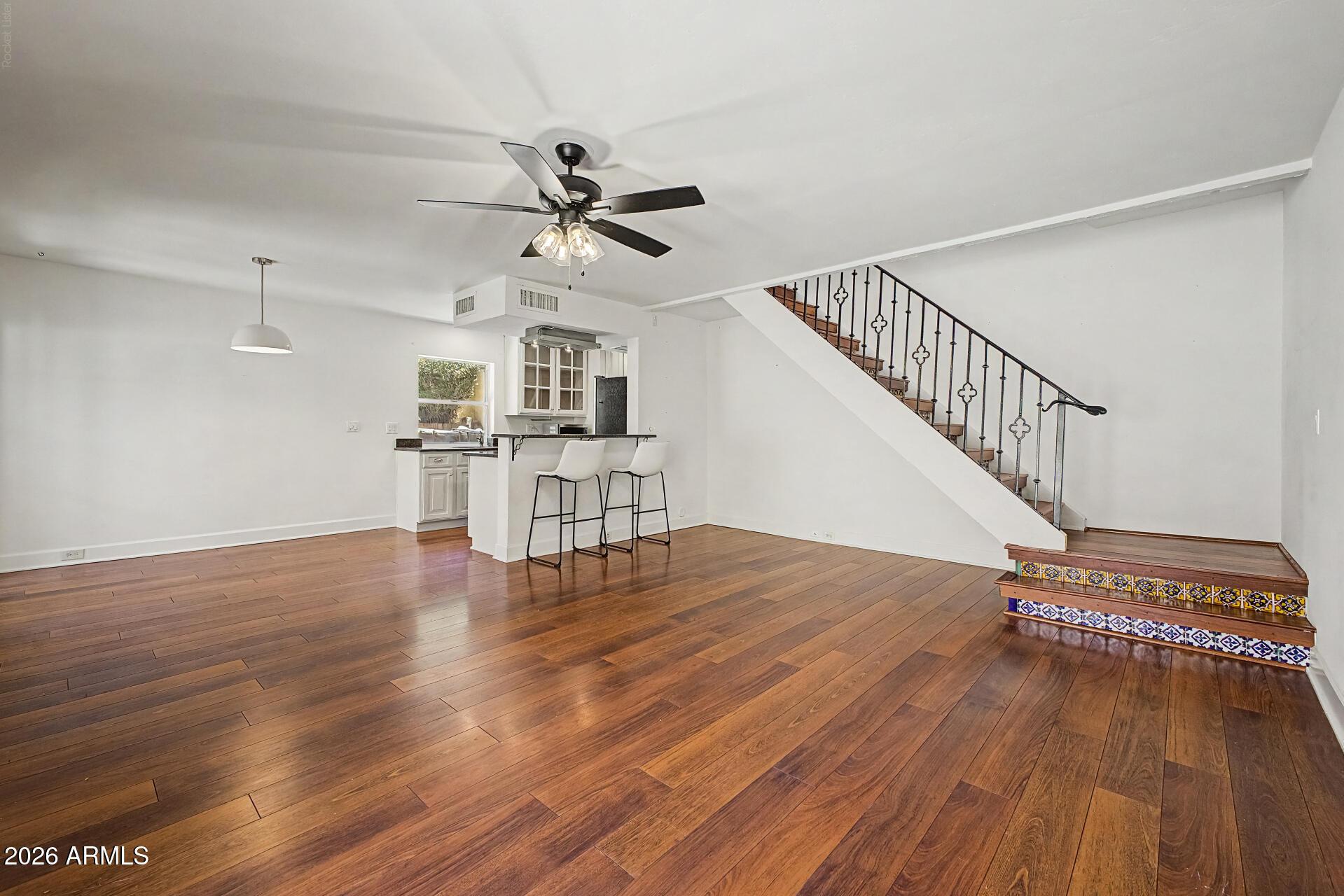 E Frier Dr, Phoenix, AZ 85020