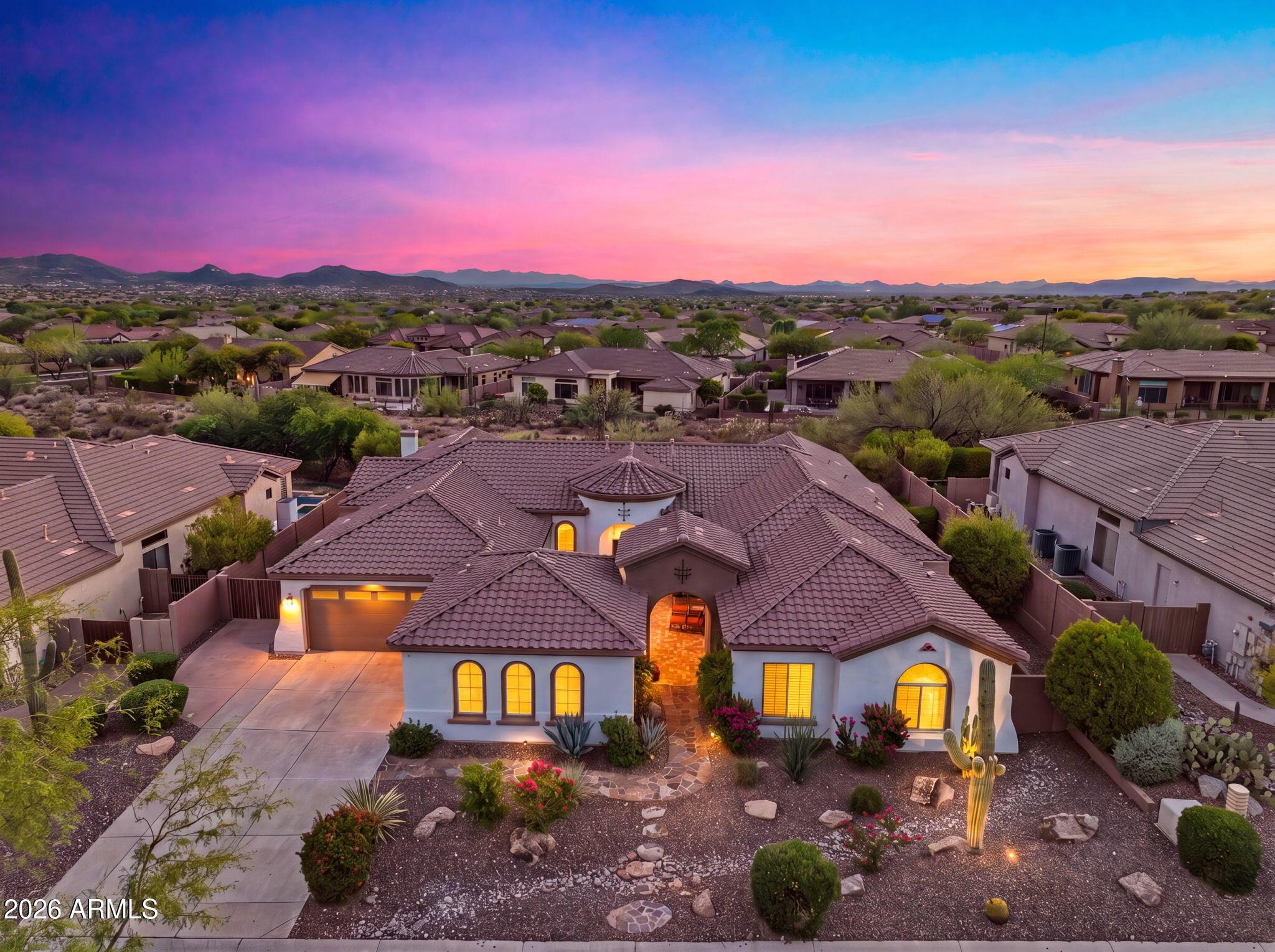 N Signal Hill Ct, Phoenix, AZ 85086
