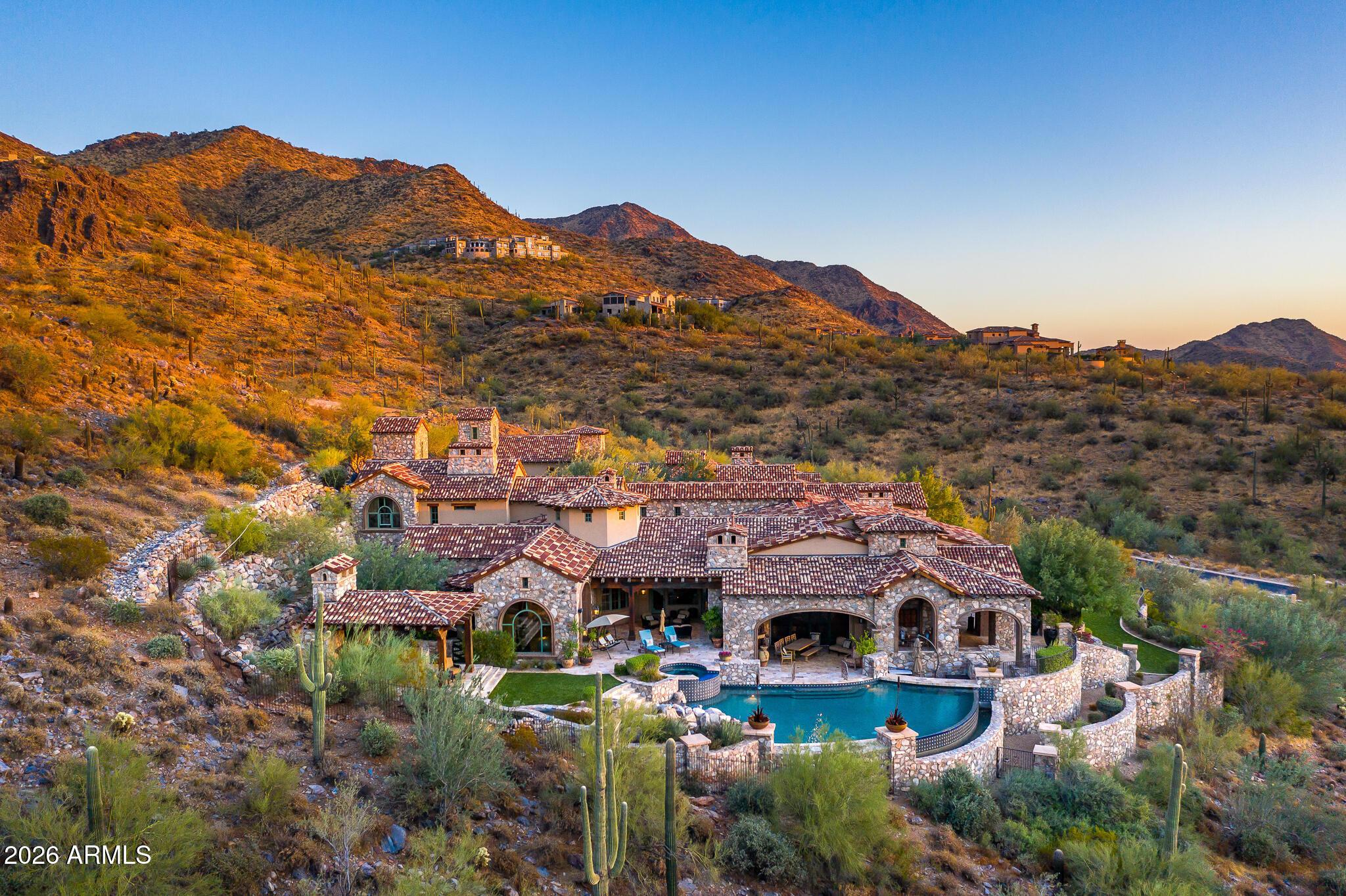 E Canyon Cross Way, Scottsdale, AZ 85255