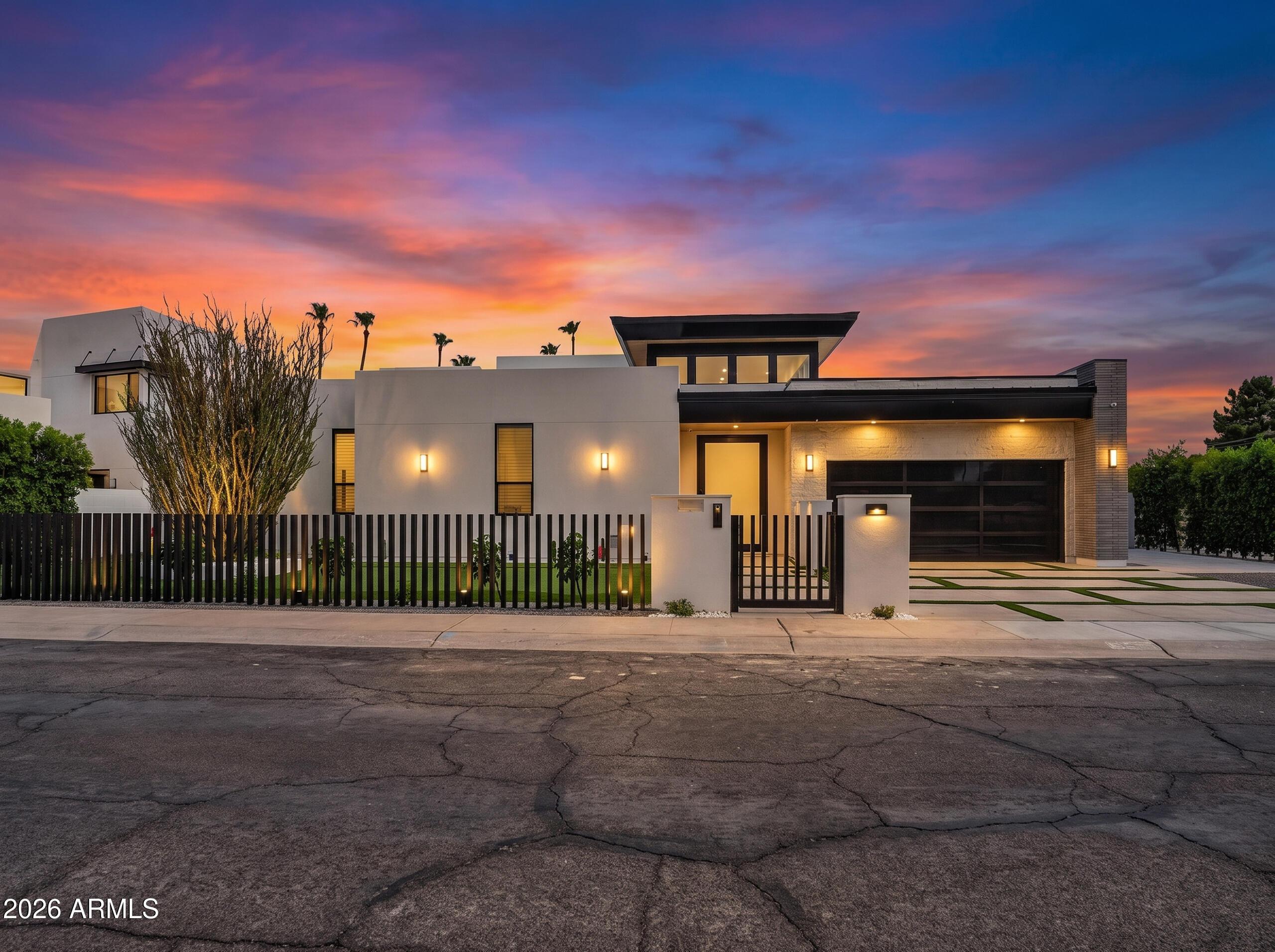 E Malcomb Dr, Scottsdale, AZ 85250