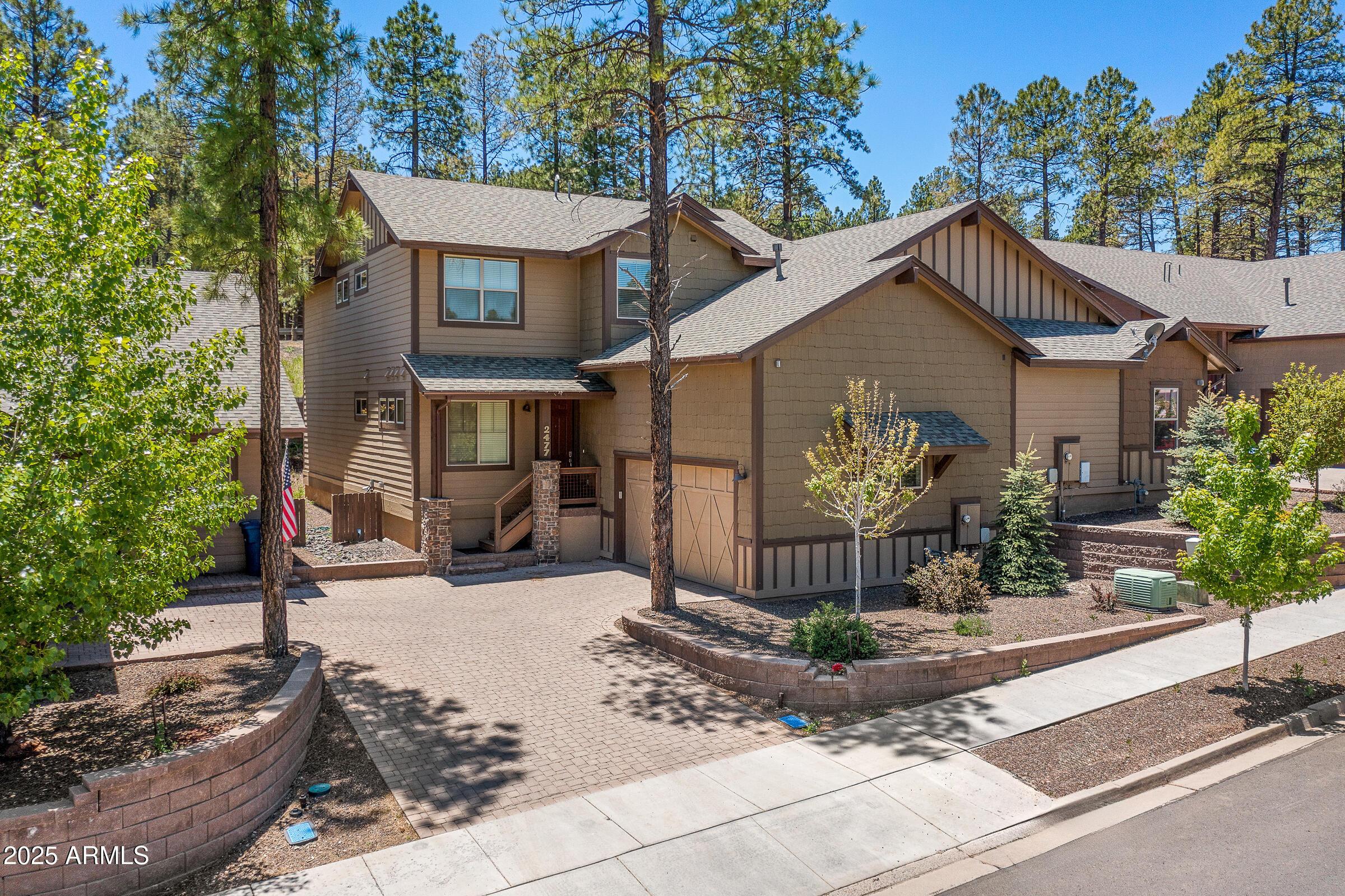 W Mission Timber Cir, Flagstaff, AZ 86001