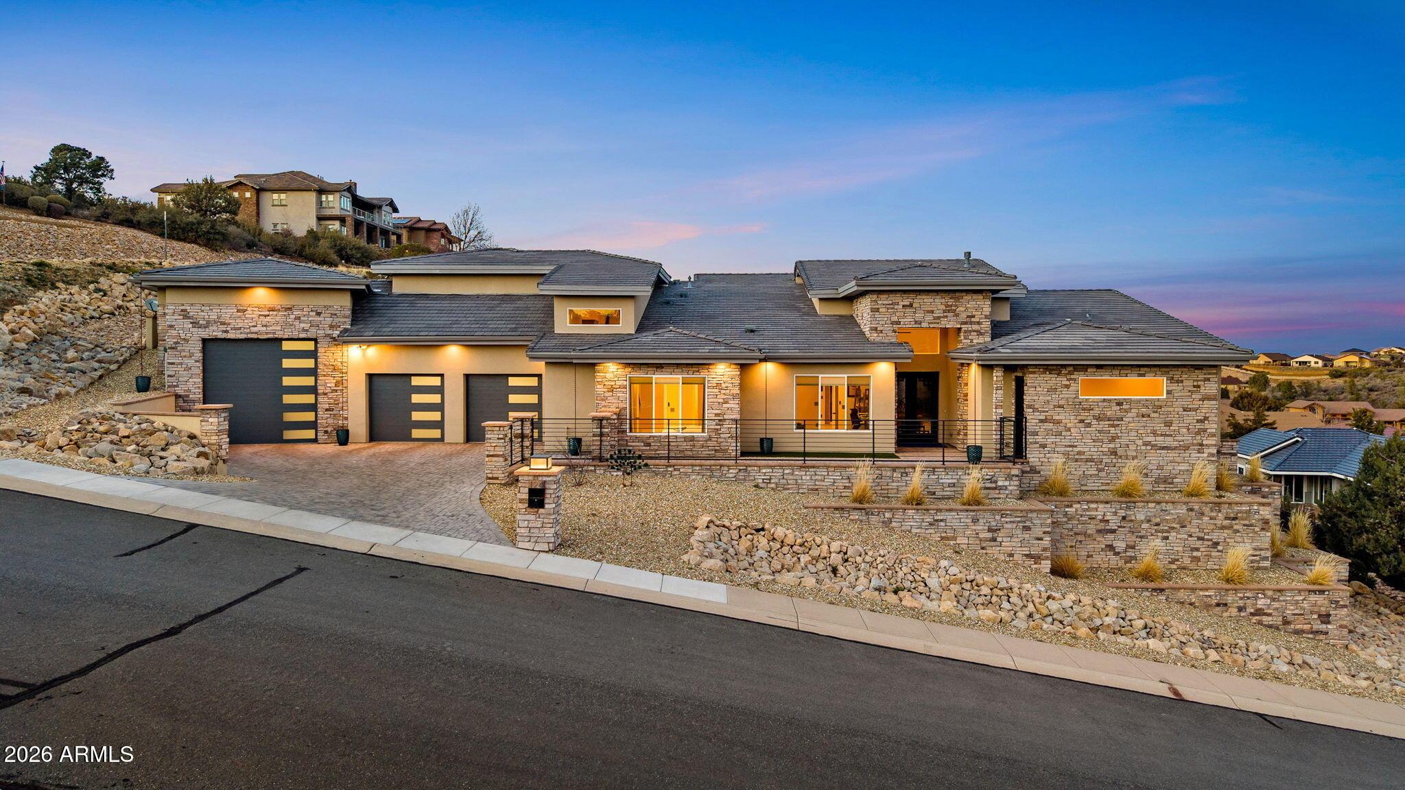 Rotonda Way, Prescott, AZ 86301