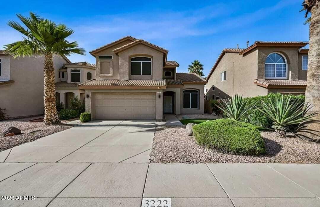 E Wickieup Ln, Phoenix, AZ 85050