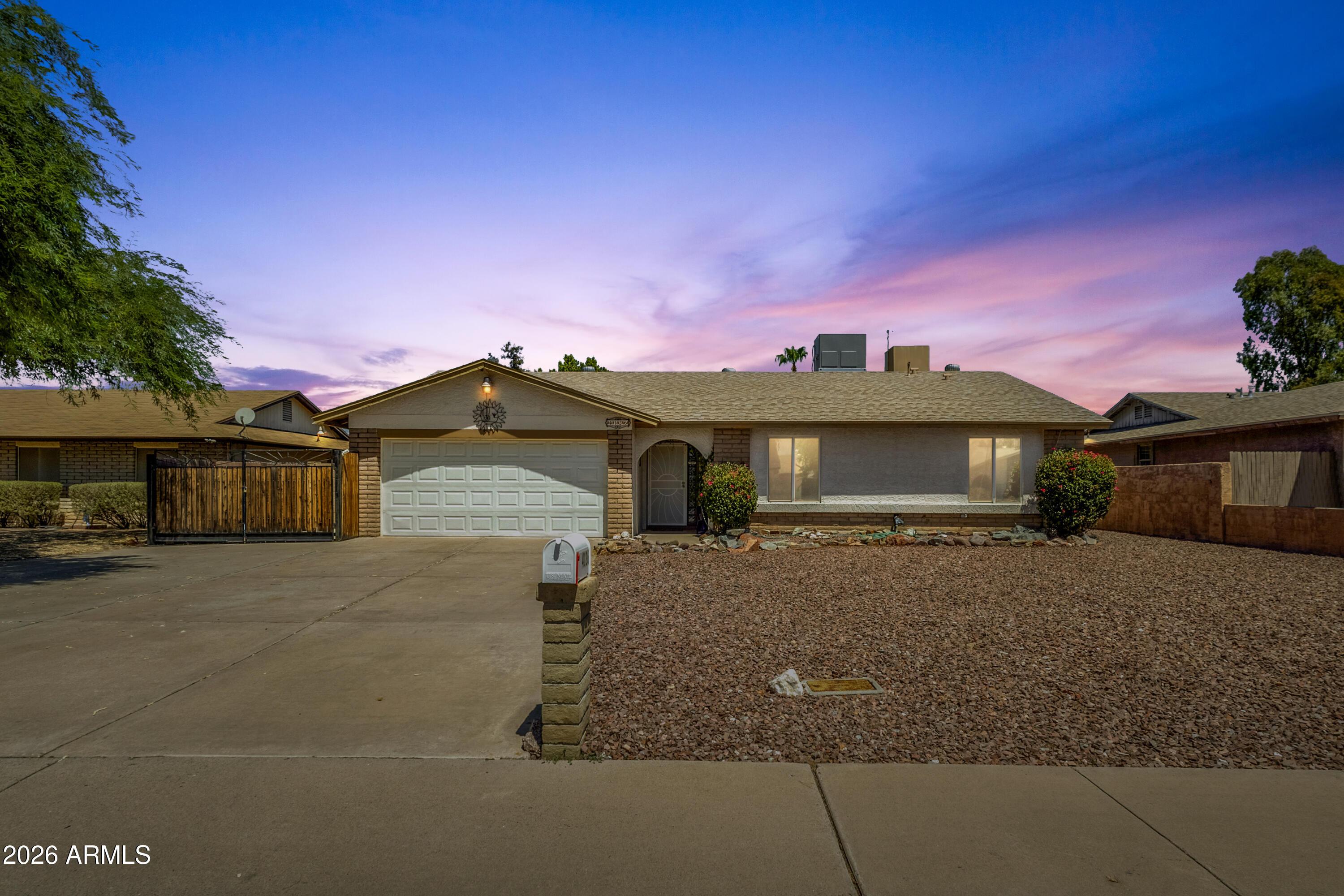 W Sweetwater Ave, Phoenix, AZ 85029