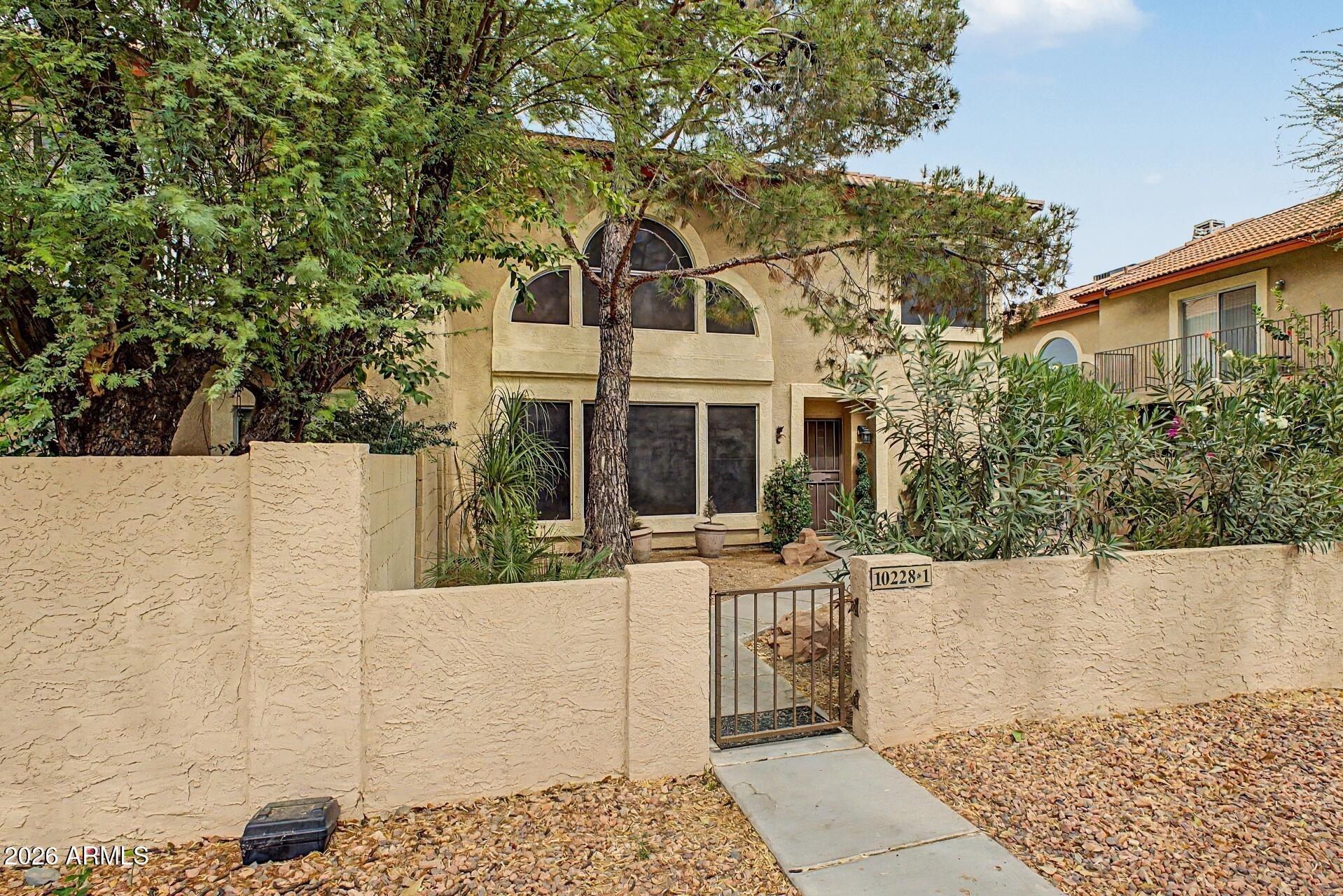 N 12th Pl, Phoenix, AZ 85020
