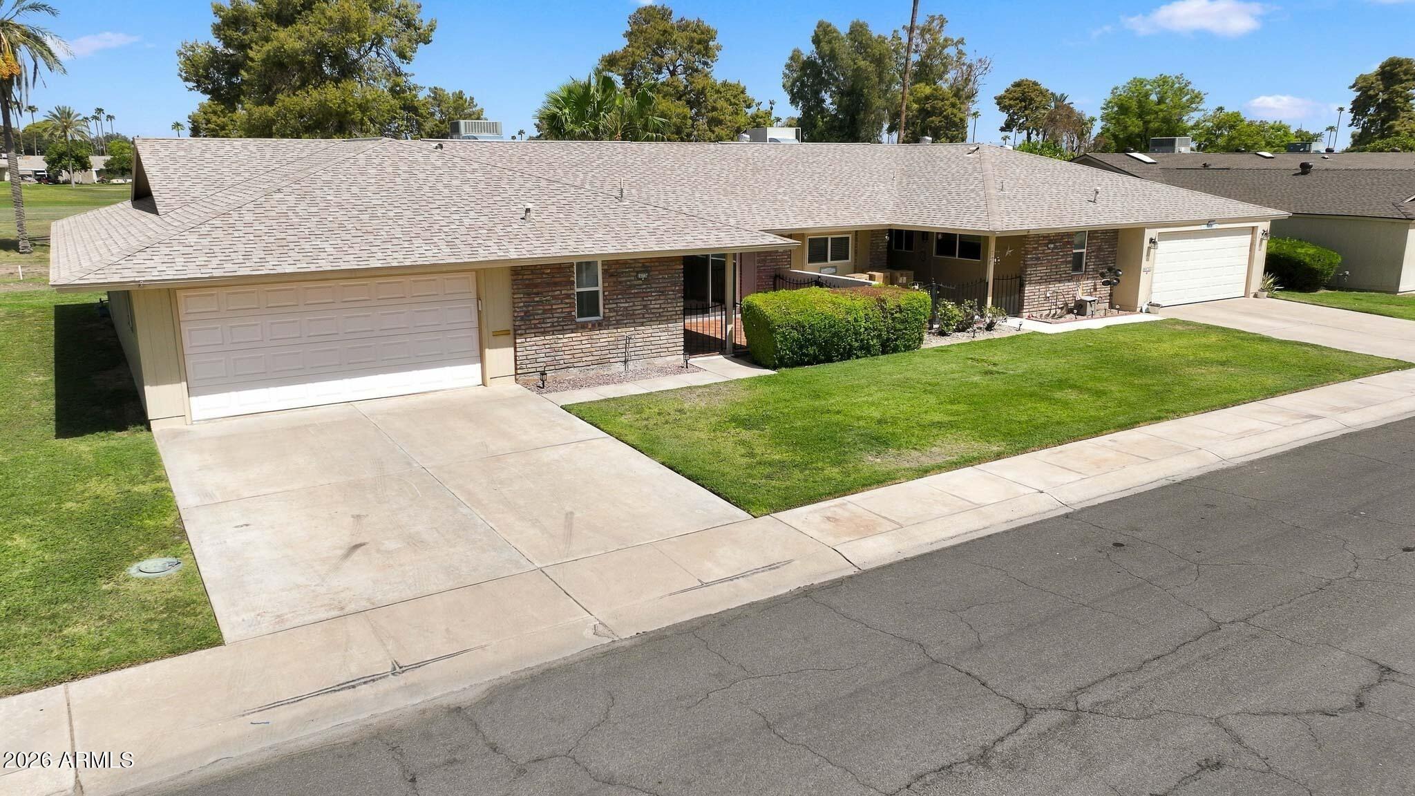 W Hatcher Rd, Sun City, AZ 85351