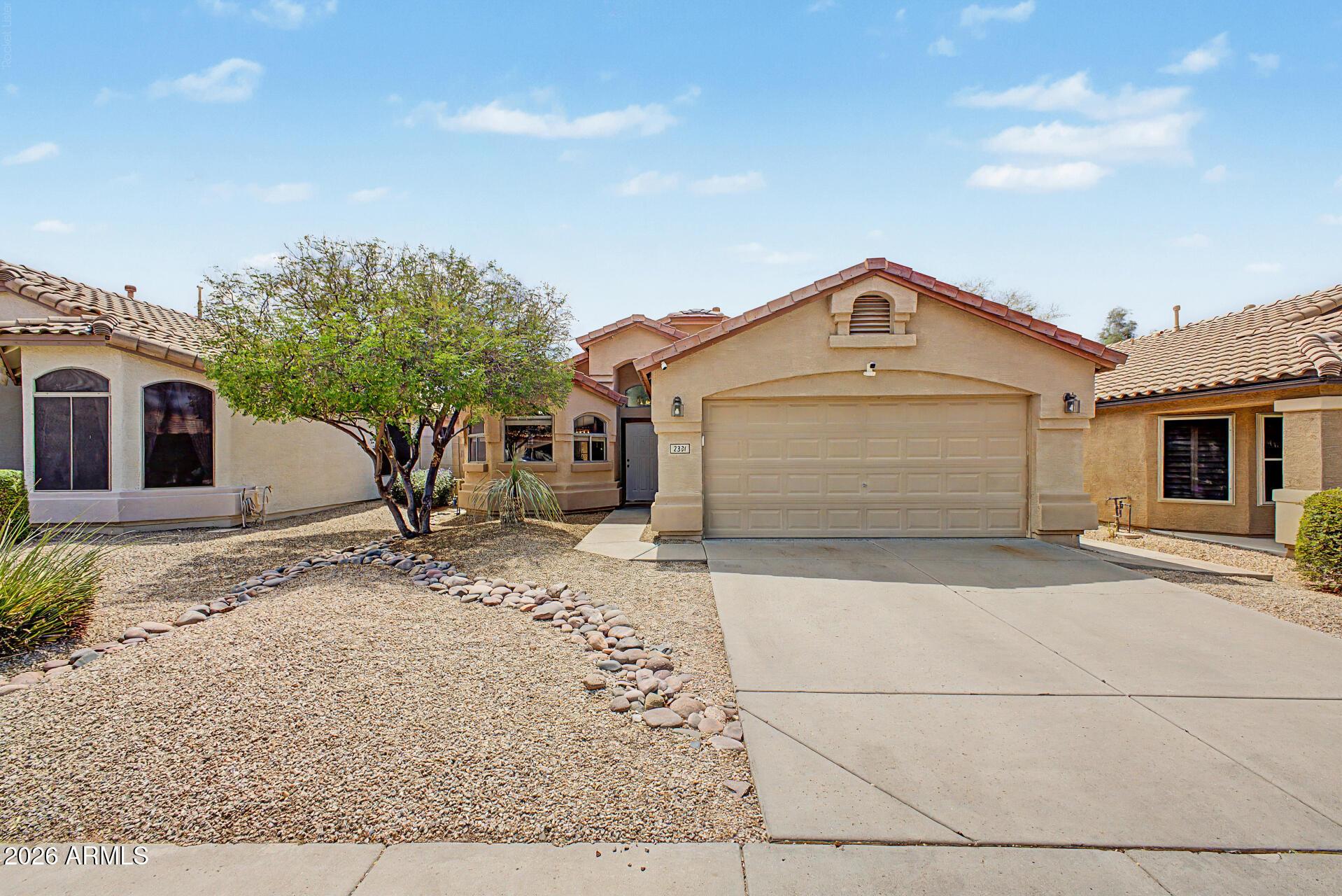 W Blue Sky Dr, Phoenix, AZ 85085