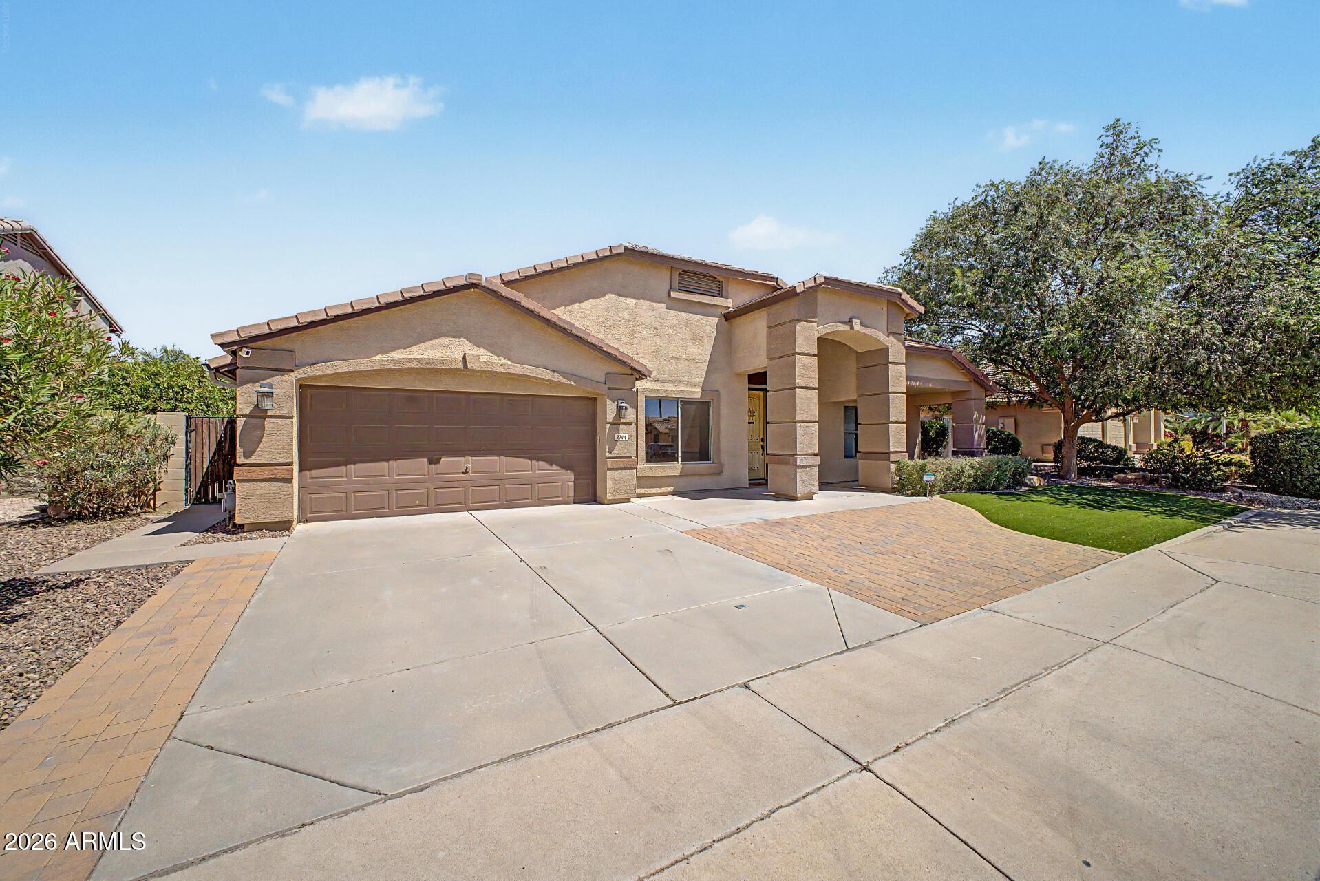 E Pantera Ave, Mesa, AZ 85212