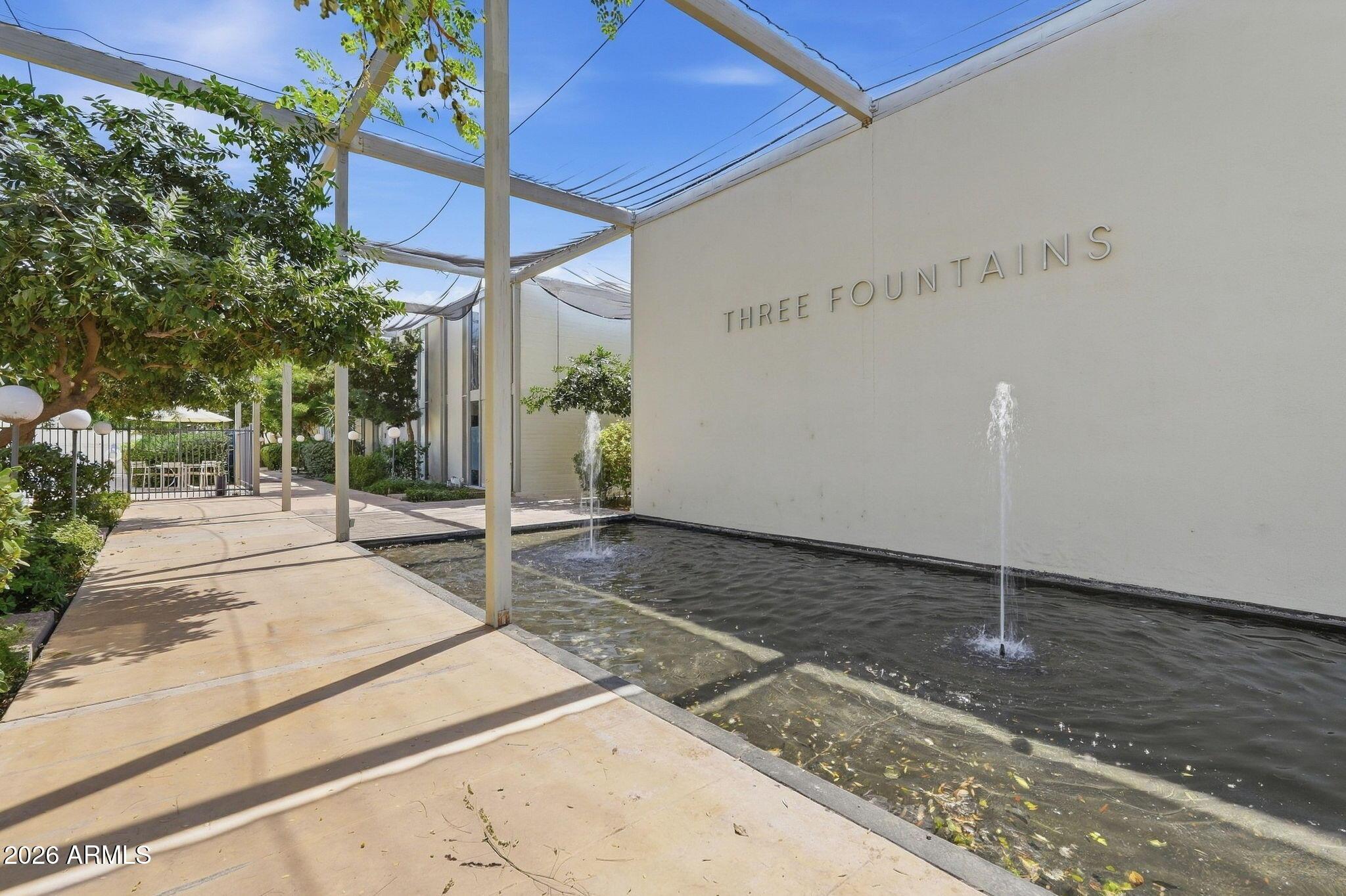 N 40th St, Phoenix, AZ 85018