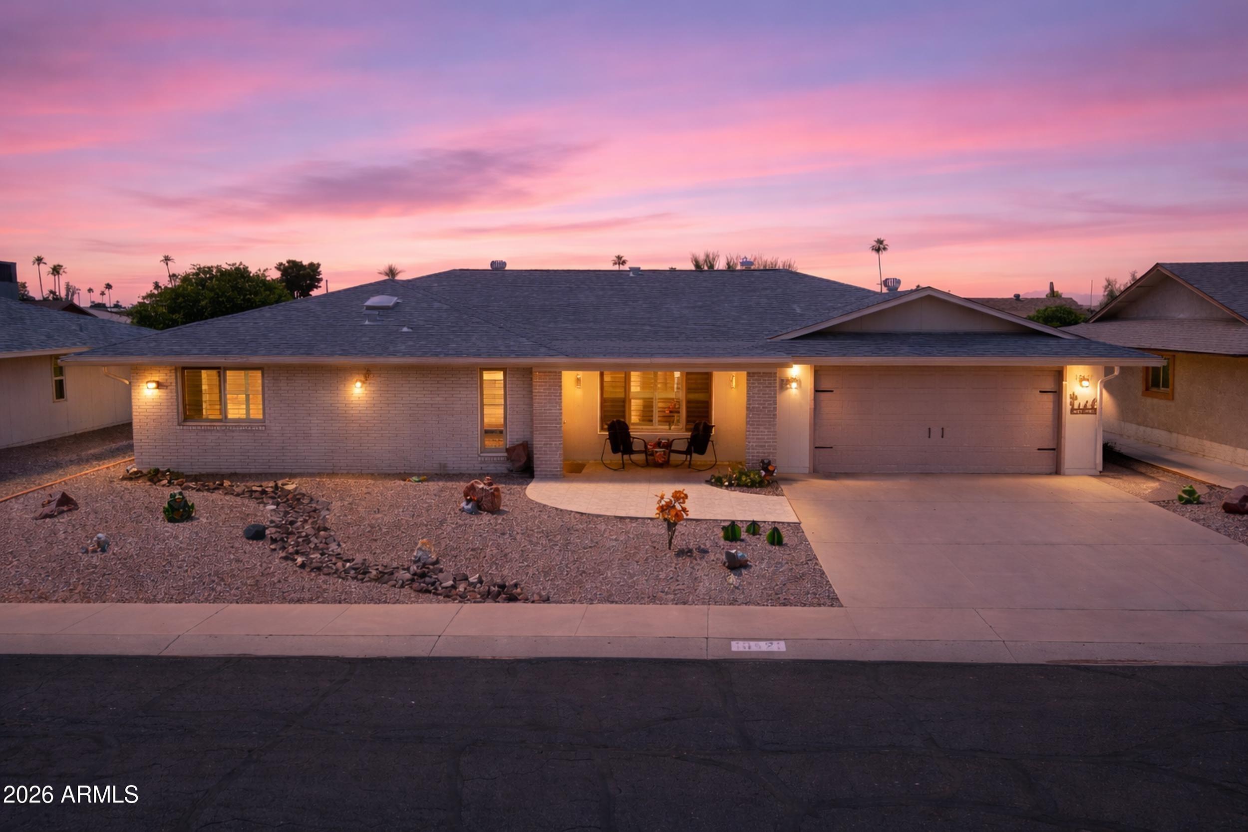 W Concho Cir, Sun City, AZ 85373