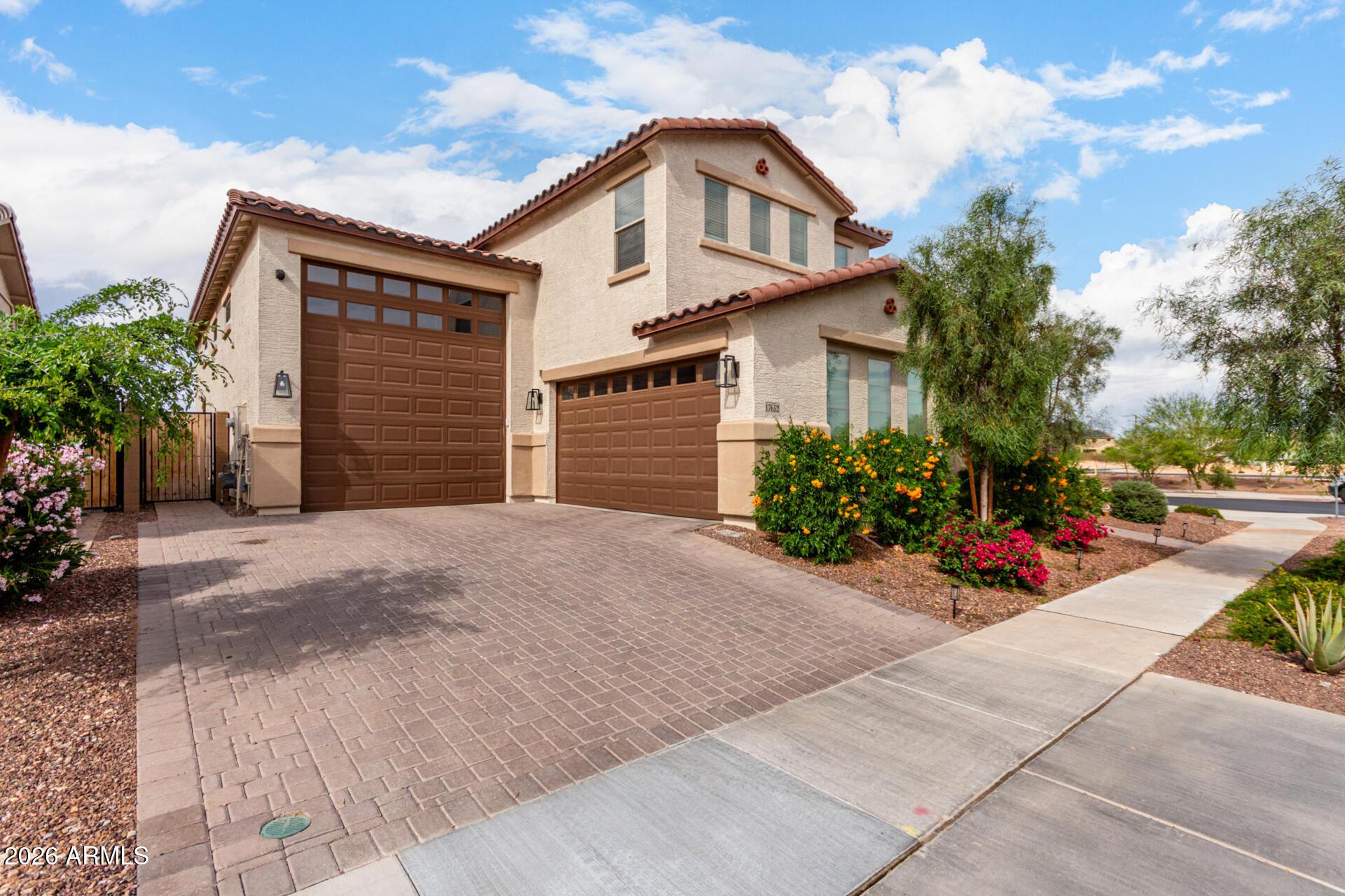 W Straight Arrow Ln, Surprise, AZ 85387