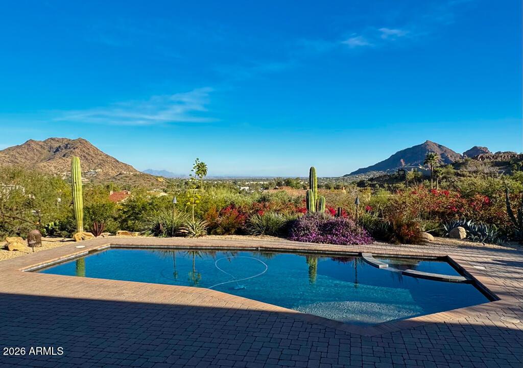 N Brookview Way, Paradise Valley, AZ 85253