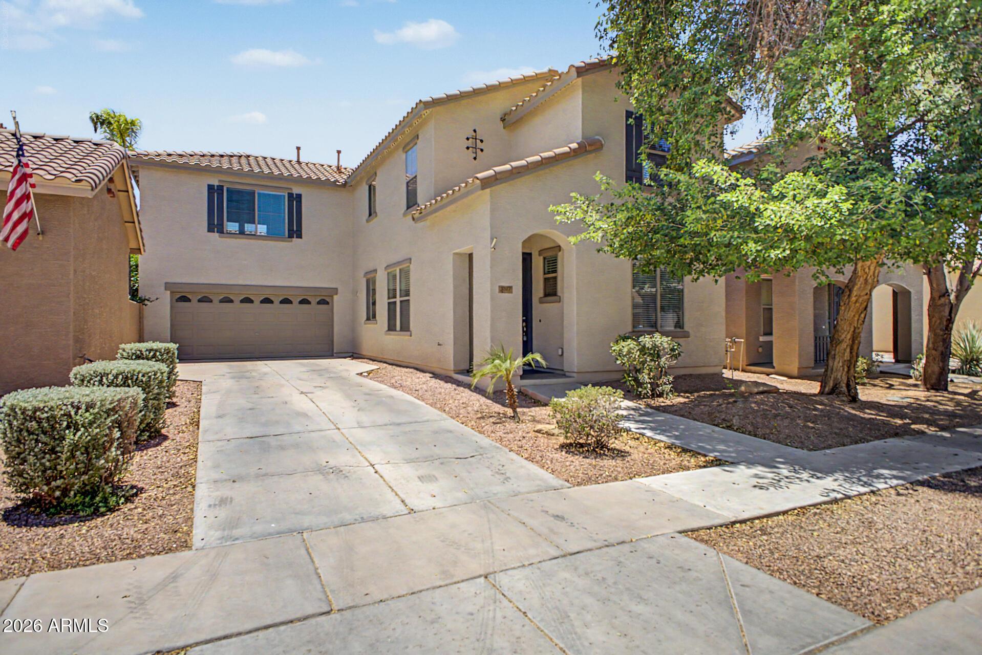 E Carla Vista Dr, Gilbert, AZ 85295
