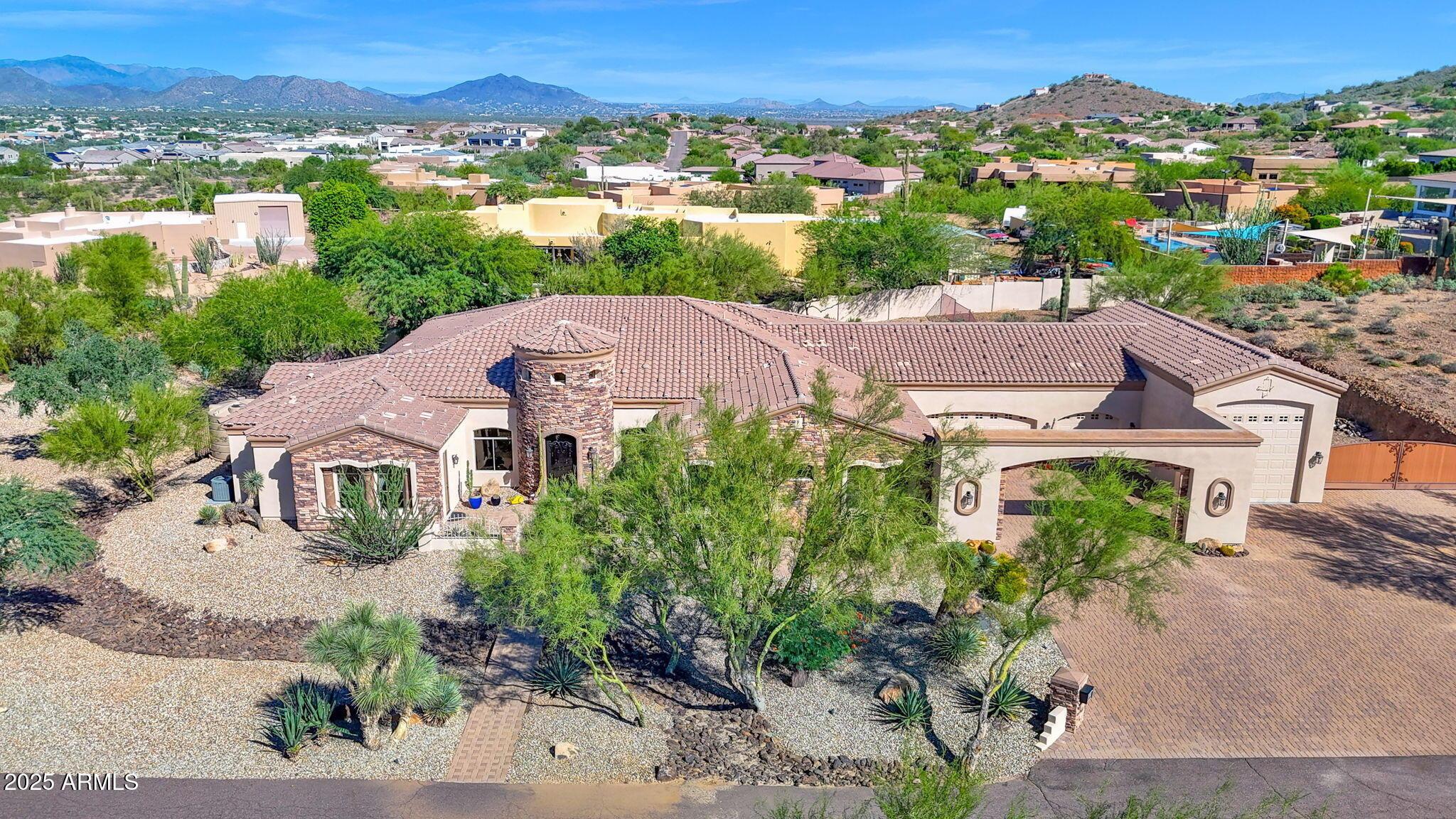 N 2nd Ln, Phoenix, AZ 85085