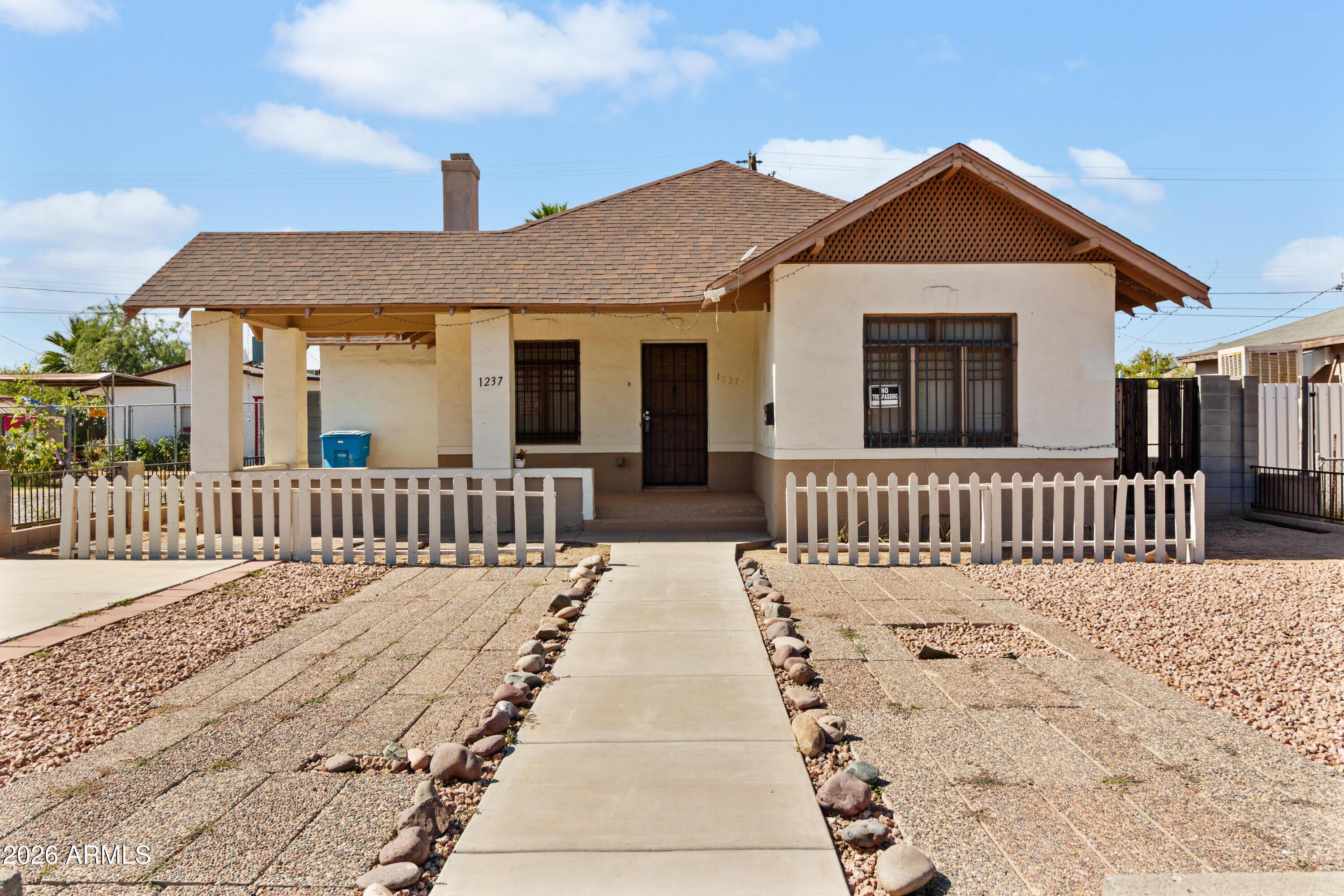 E Pierce St, Phoenix, AZ 85006