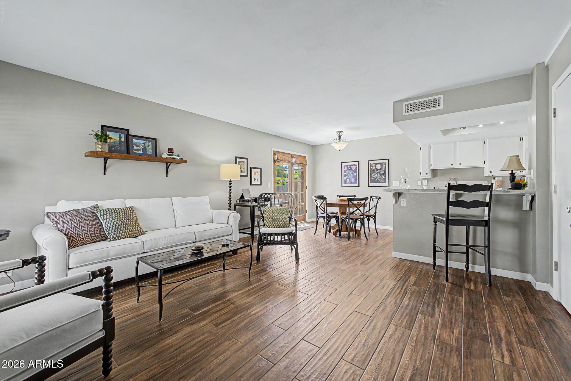 E Euclid Ave, Phoenix, AZ 85044