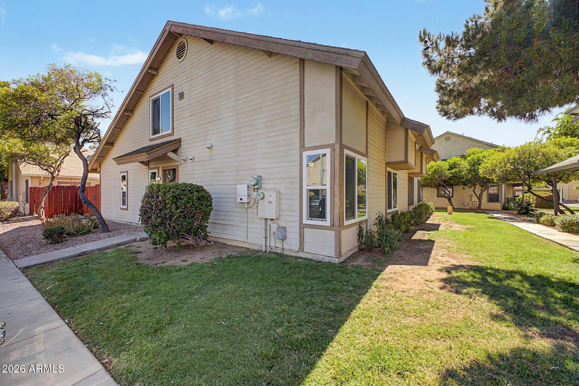 E Broadway Rd, Mesa, AZ 85204