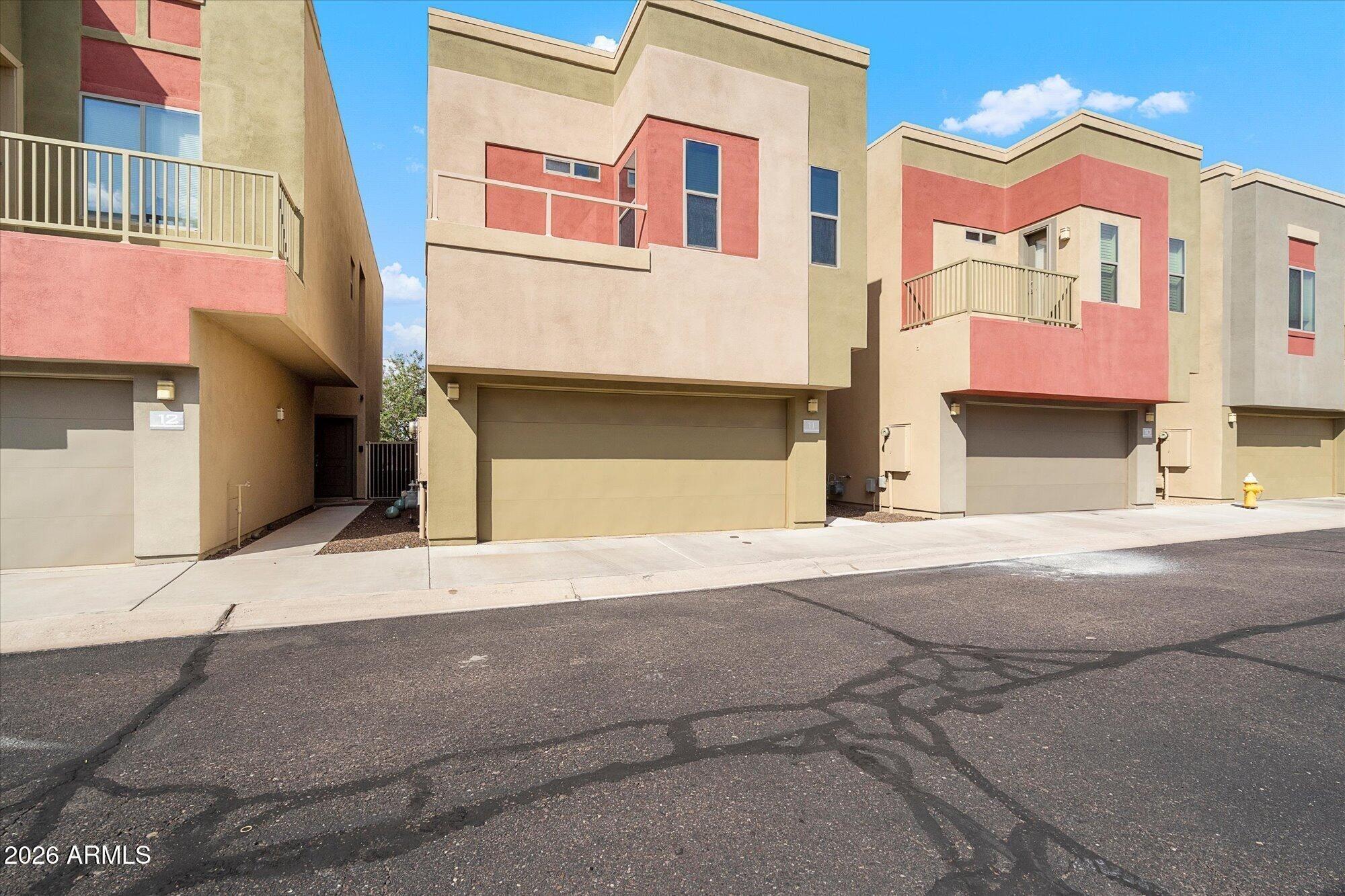 E Danbury Rd, Phoenix, AZ 85032