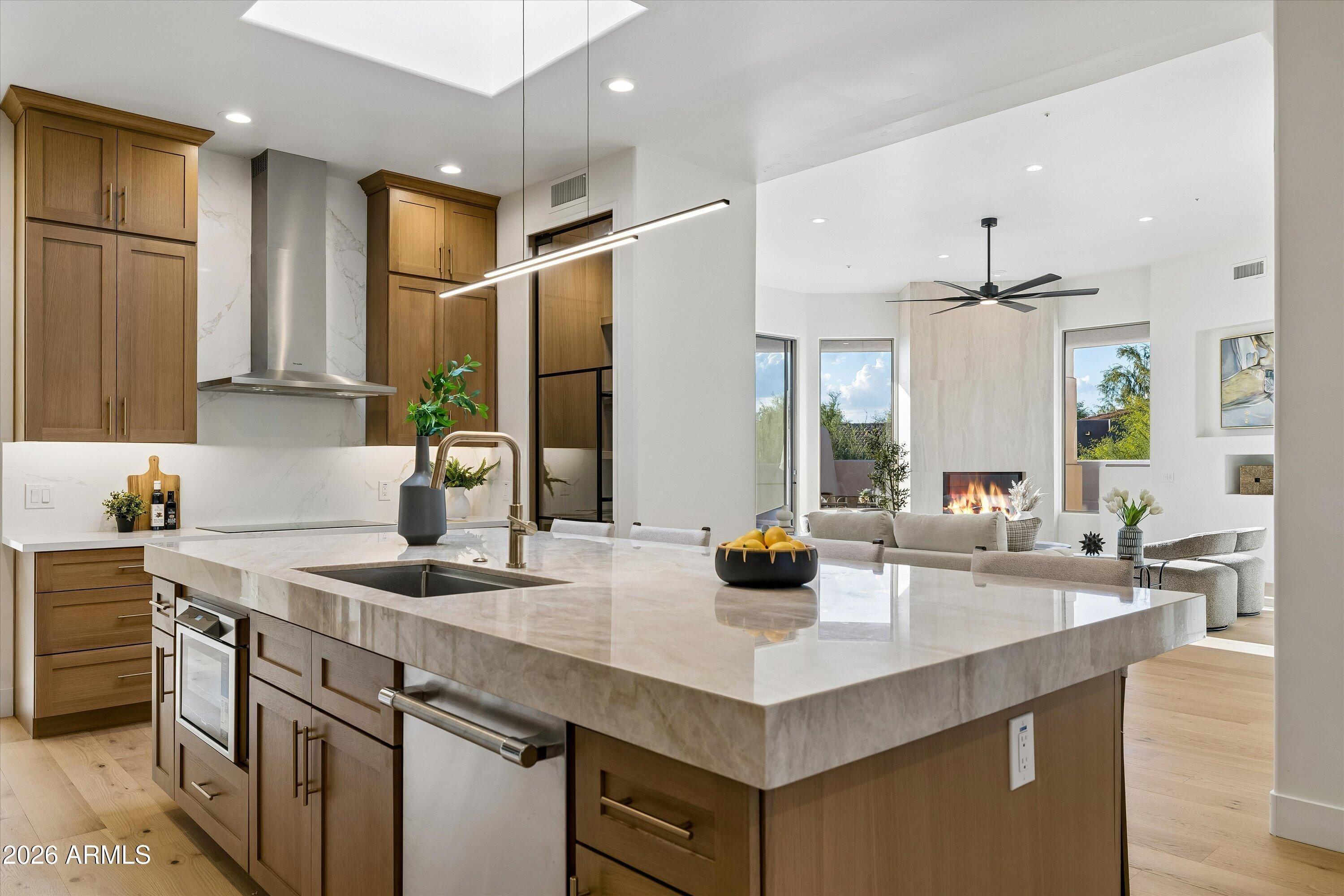 E Dale Ln, Scottsdale, AZ 85262