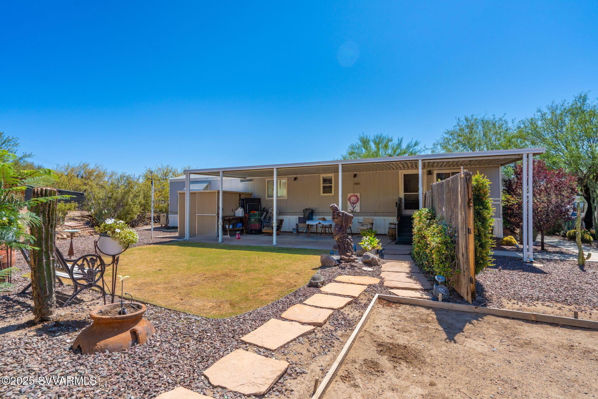 E Squaw Valley Pkwy, Black Canyon City, AZ 85324