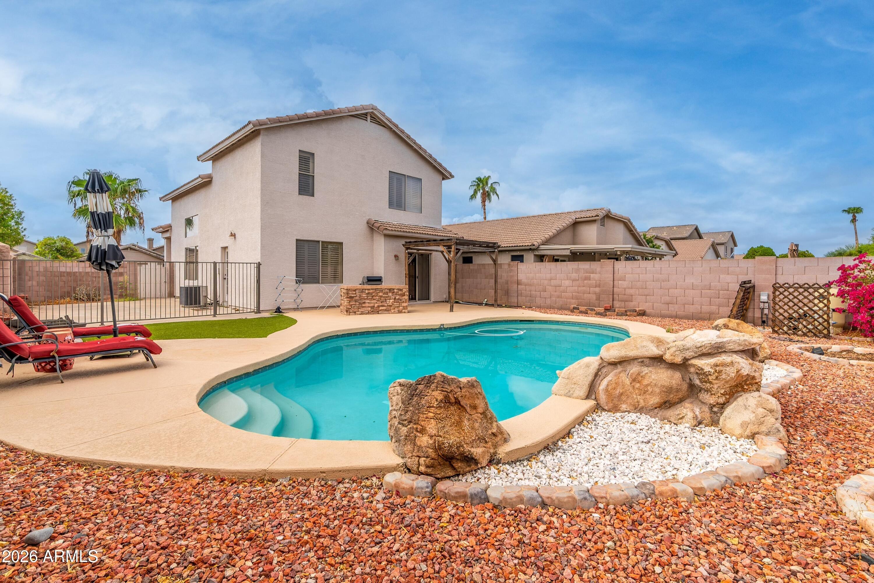 E Mountain Vista Dr, Phoenix, AZ 85048