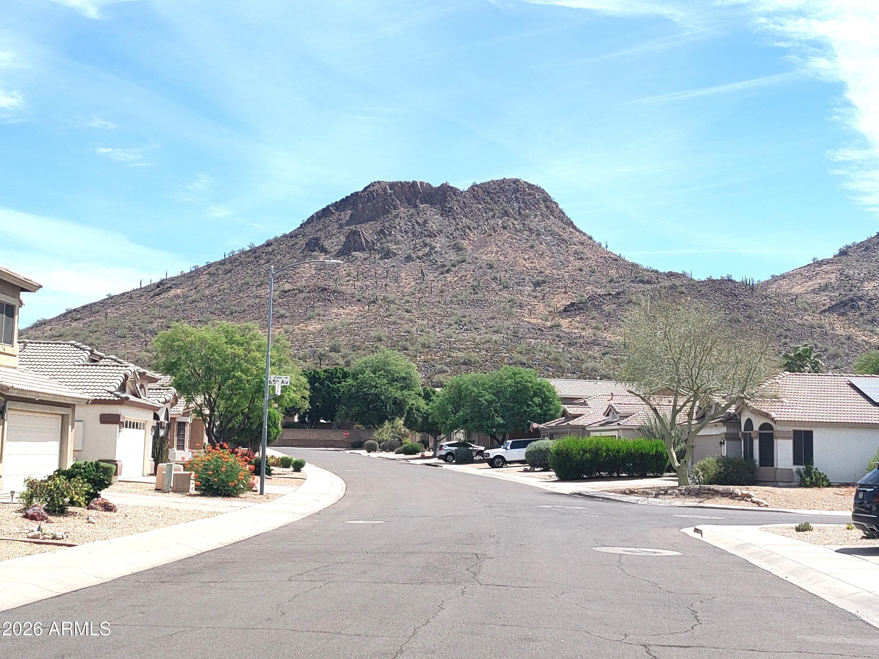 W Chisum Trl, Phoenix, AZ 85083