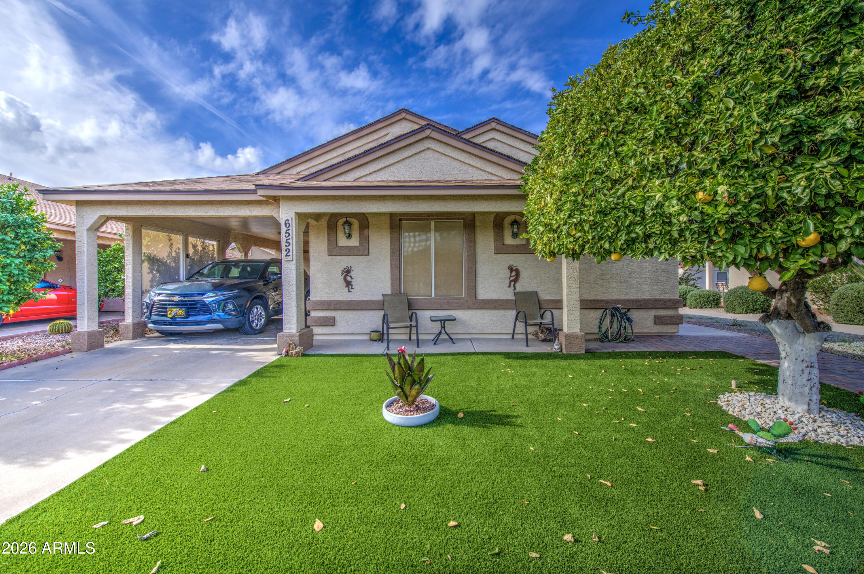 S Sawgrass Dr, Chandler, AZ 85249