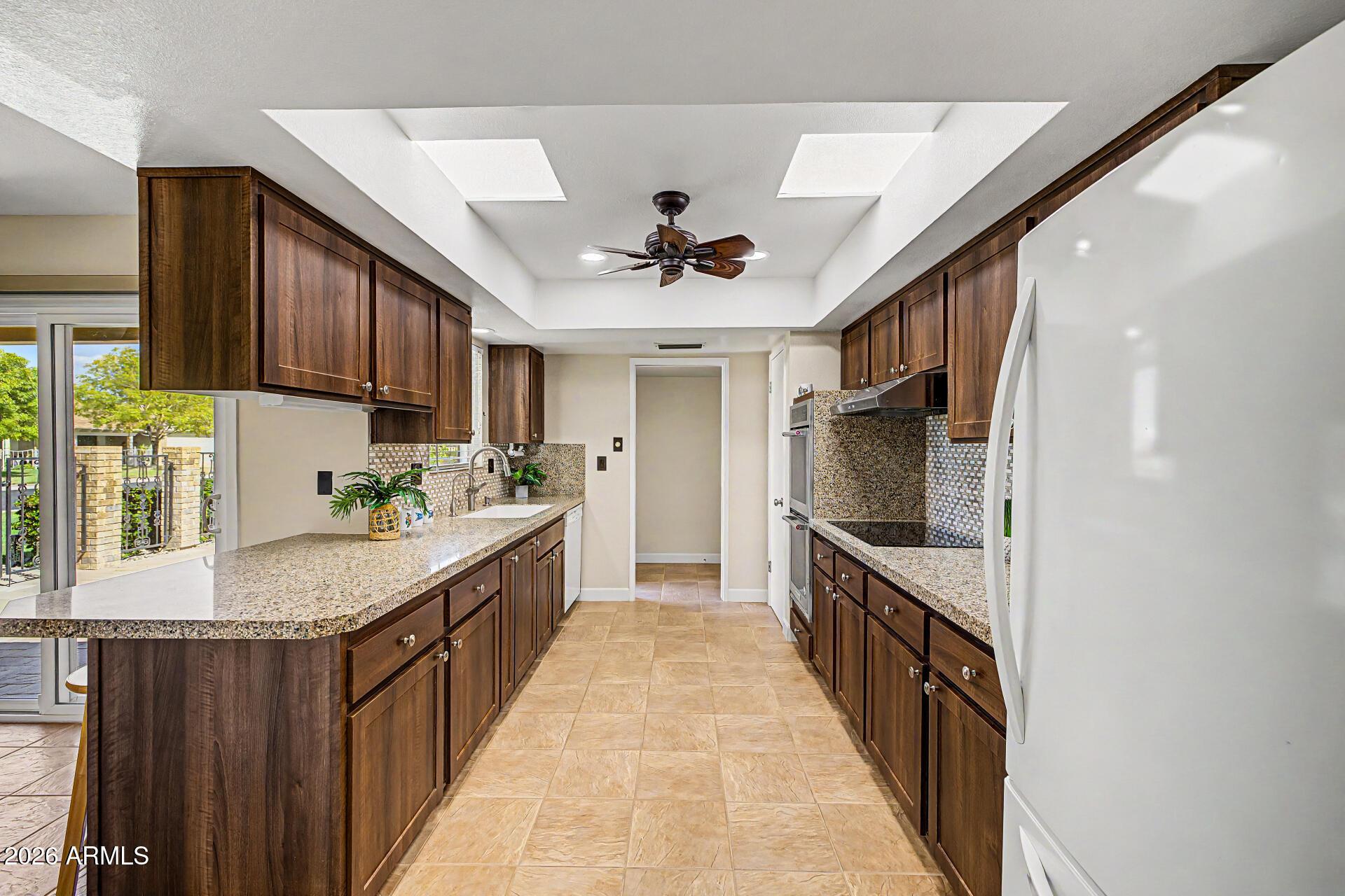 W Kingswood Cir, Sun City, AZ 85351