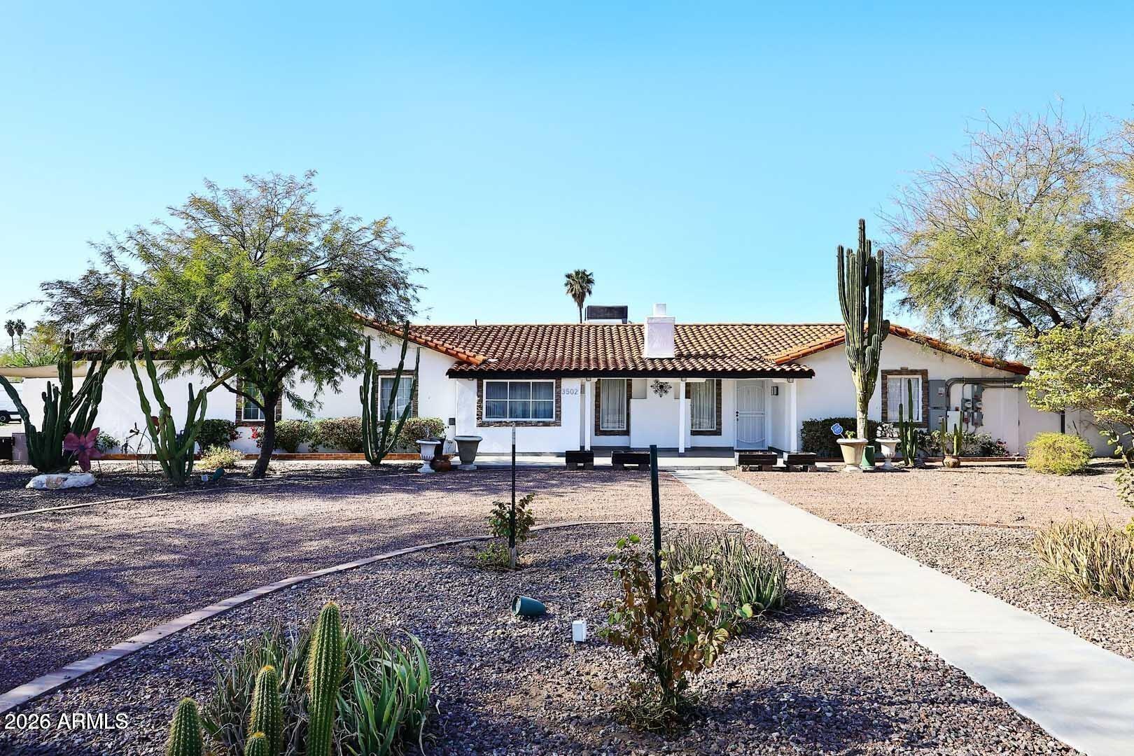 N 22nd St, Phoenix, AZ 85016