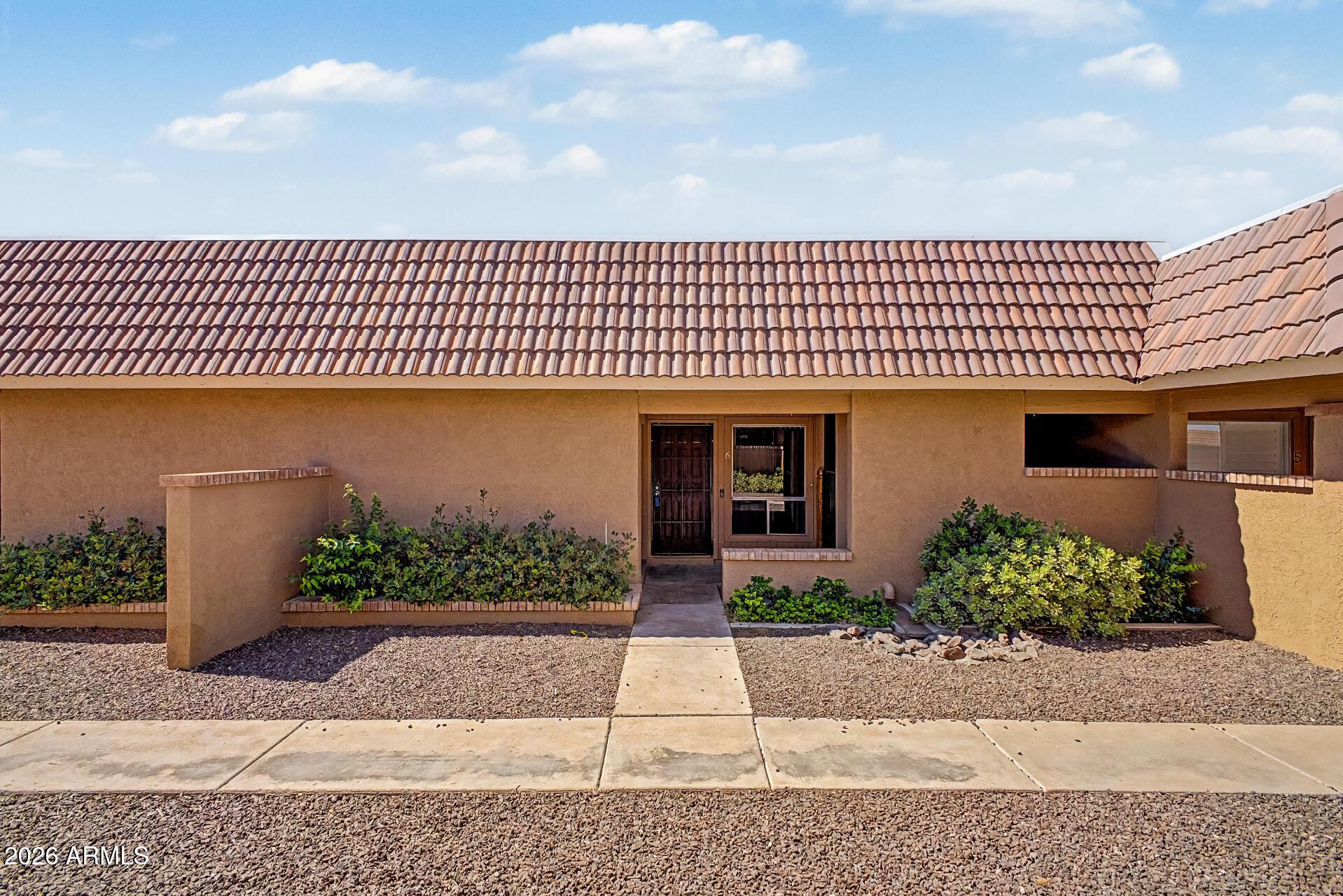 W Pontiac Dr, Phoenix, AZ 85027