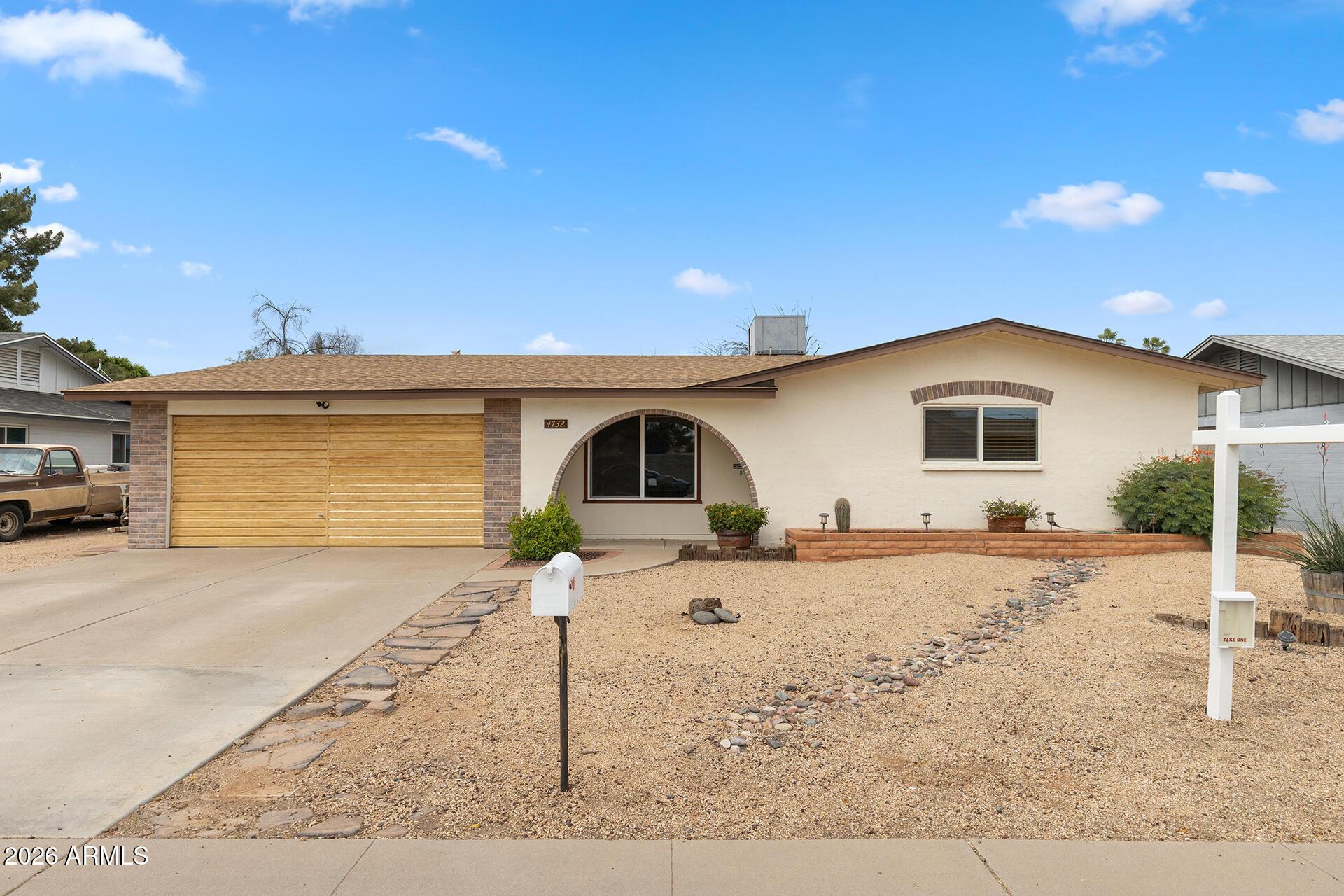 W Altadena Ave, Glendale, AZ 85304