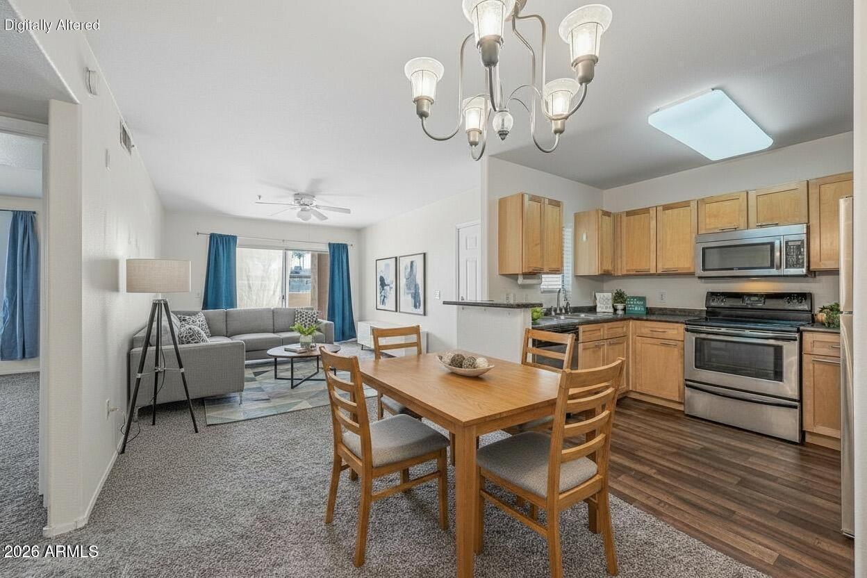 N Ash St, Gilbert, AZ 85233