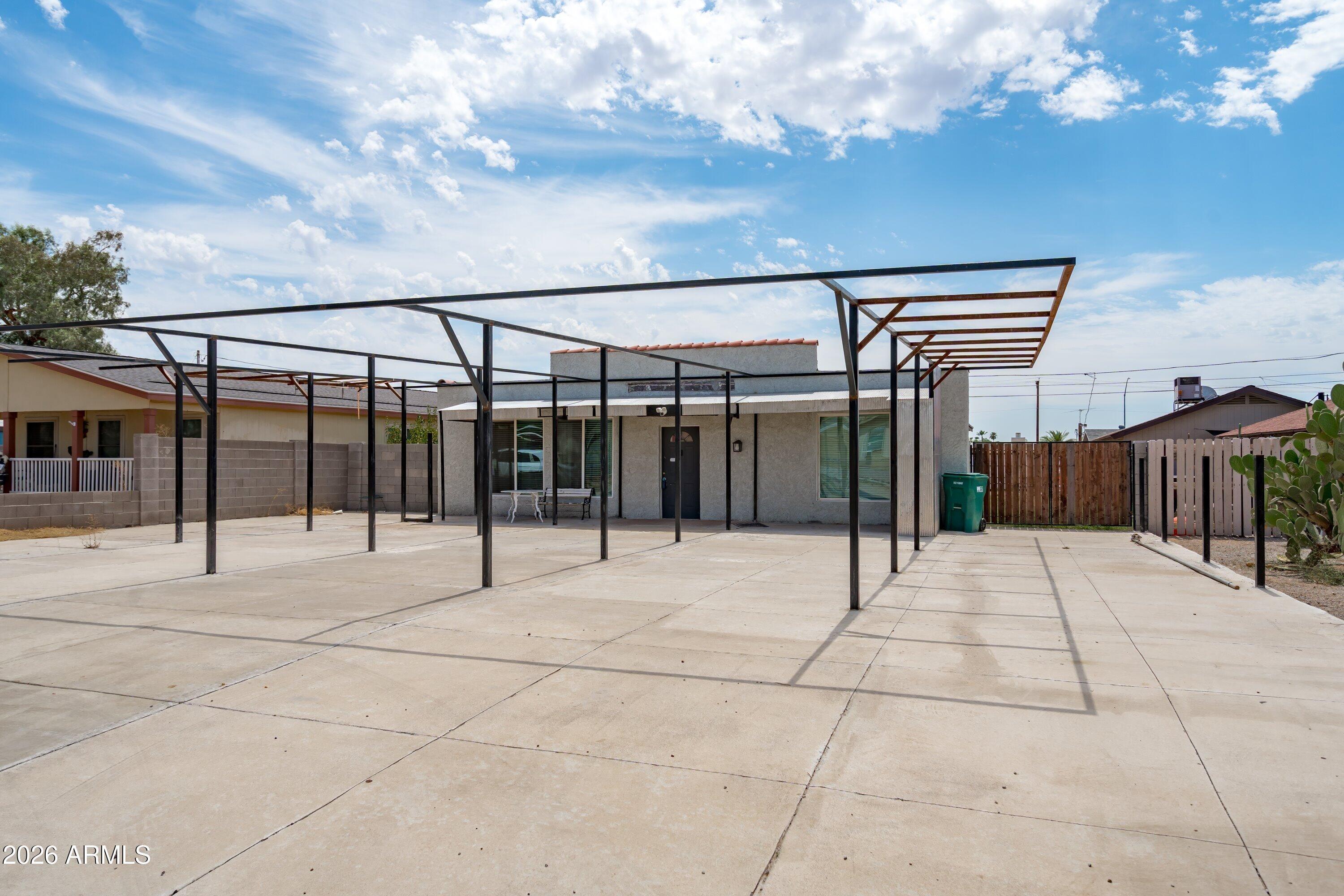 E 6th Ave, Mesa, AZ 85208