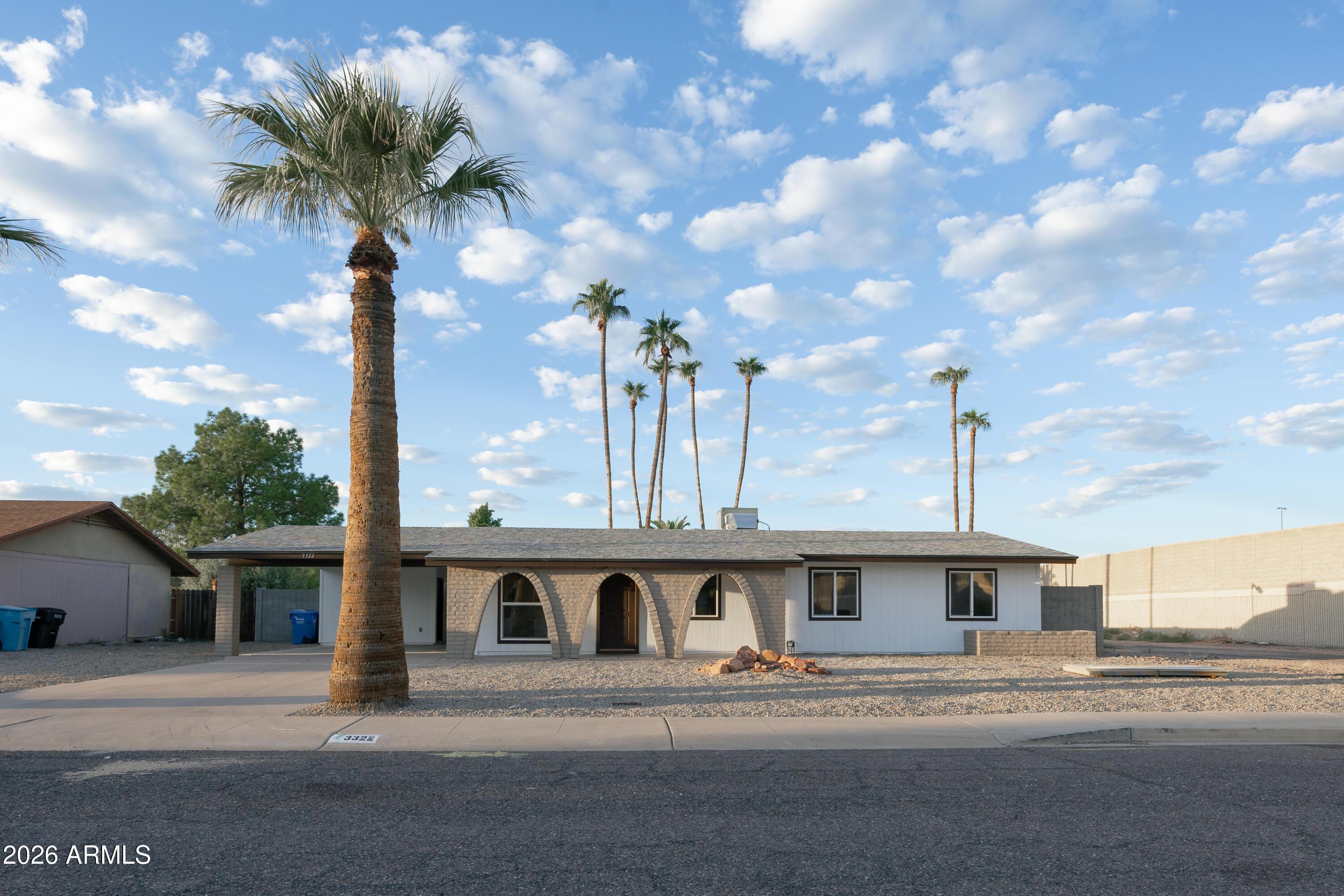 E Bloomfield Rd, Phoenix, AZ 85032