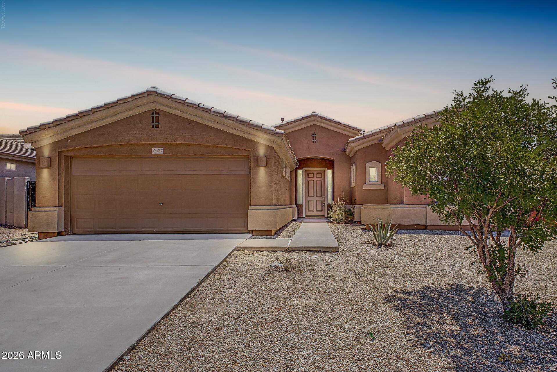 W Desert View Ln, Goodyear, AZ 85338